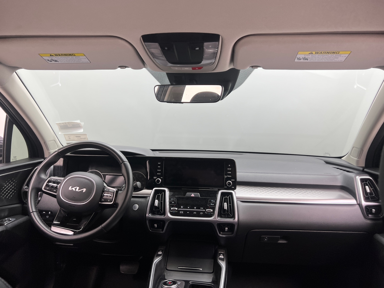 Thumbnail: 2023 Kia Sorento - 2