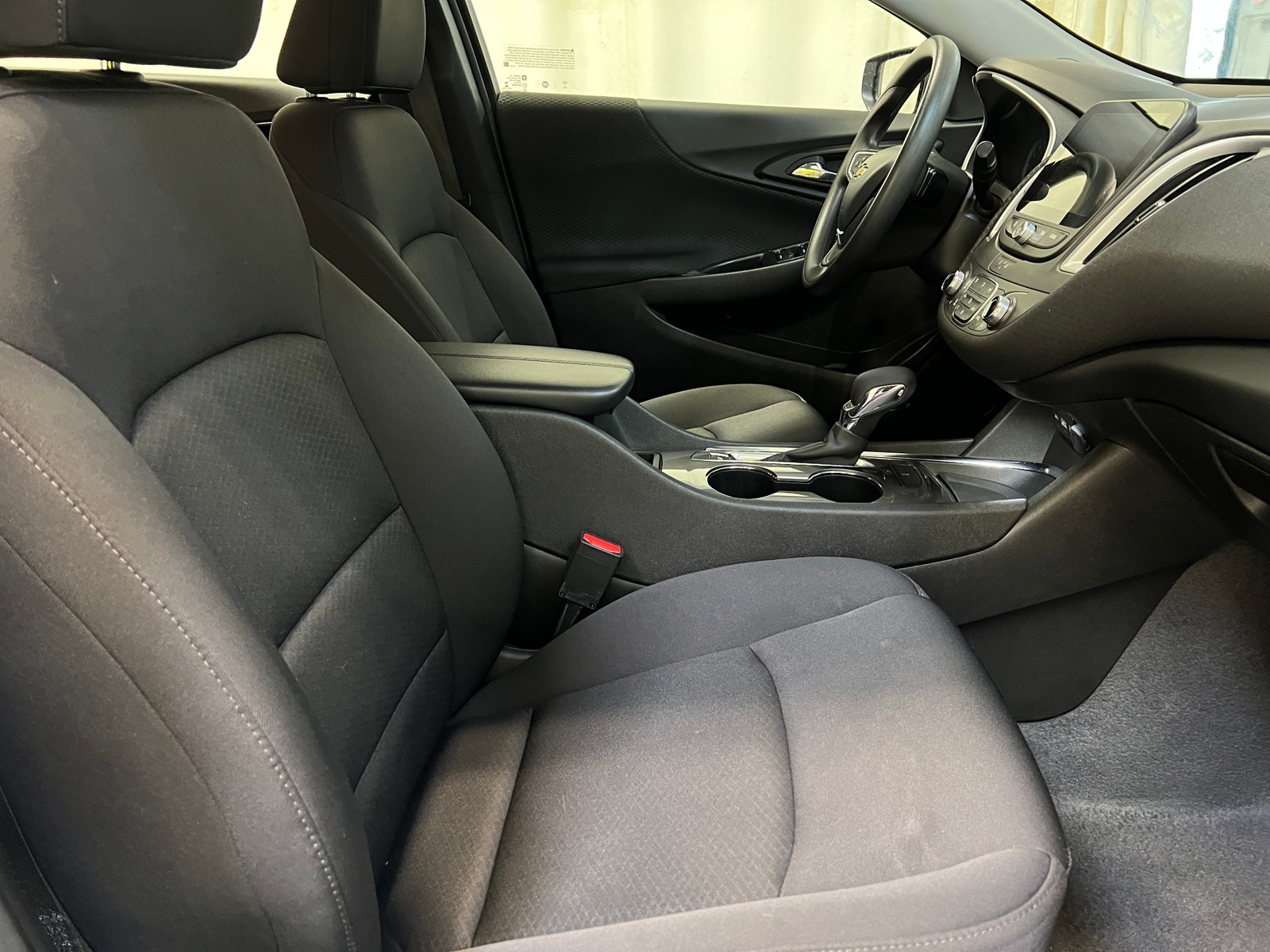 Thumbnail: 2023 Chevrolet Malibu - 2