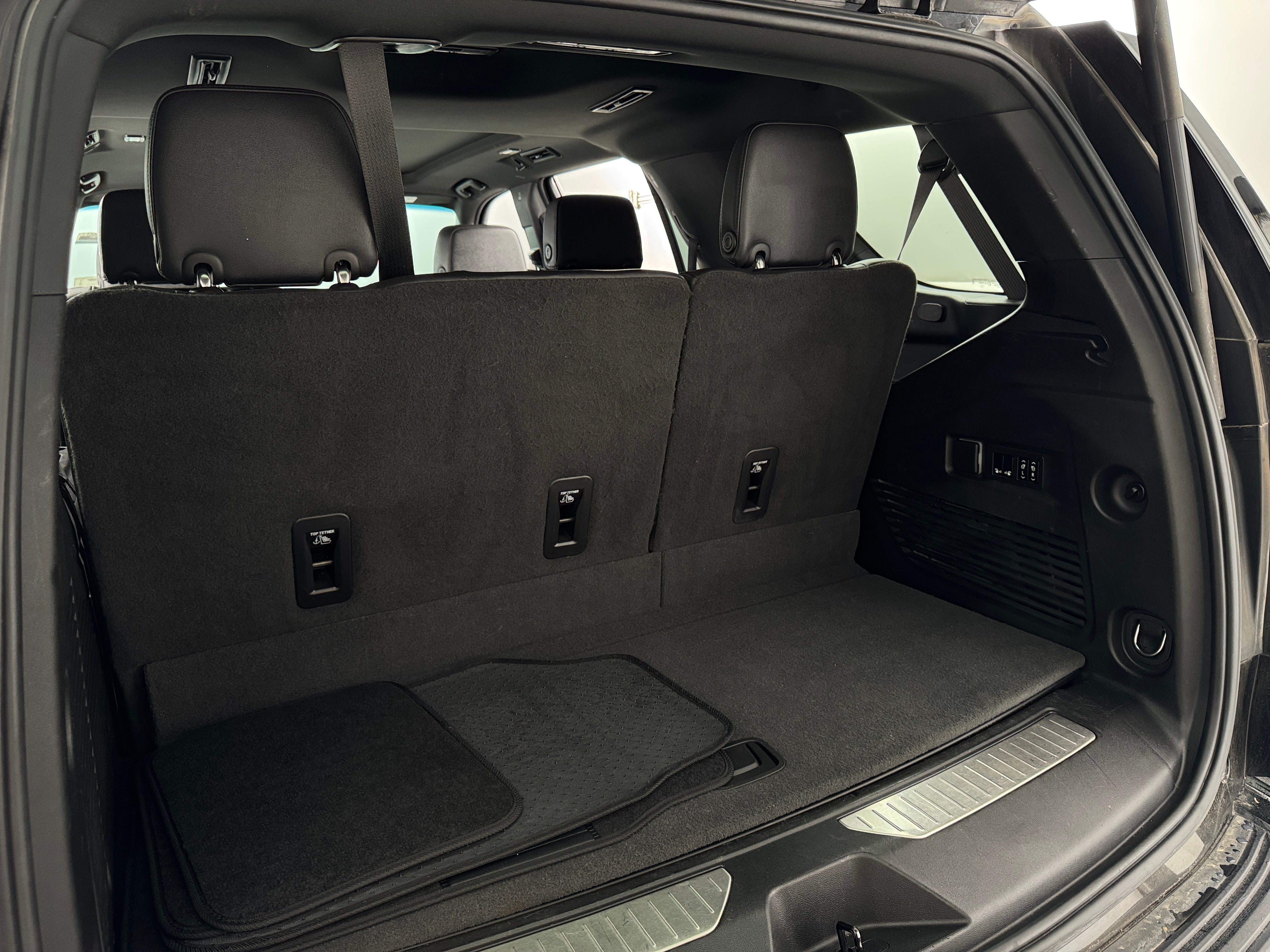 2022 Chevrolet Tahoe Z71 6