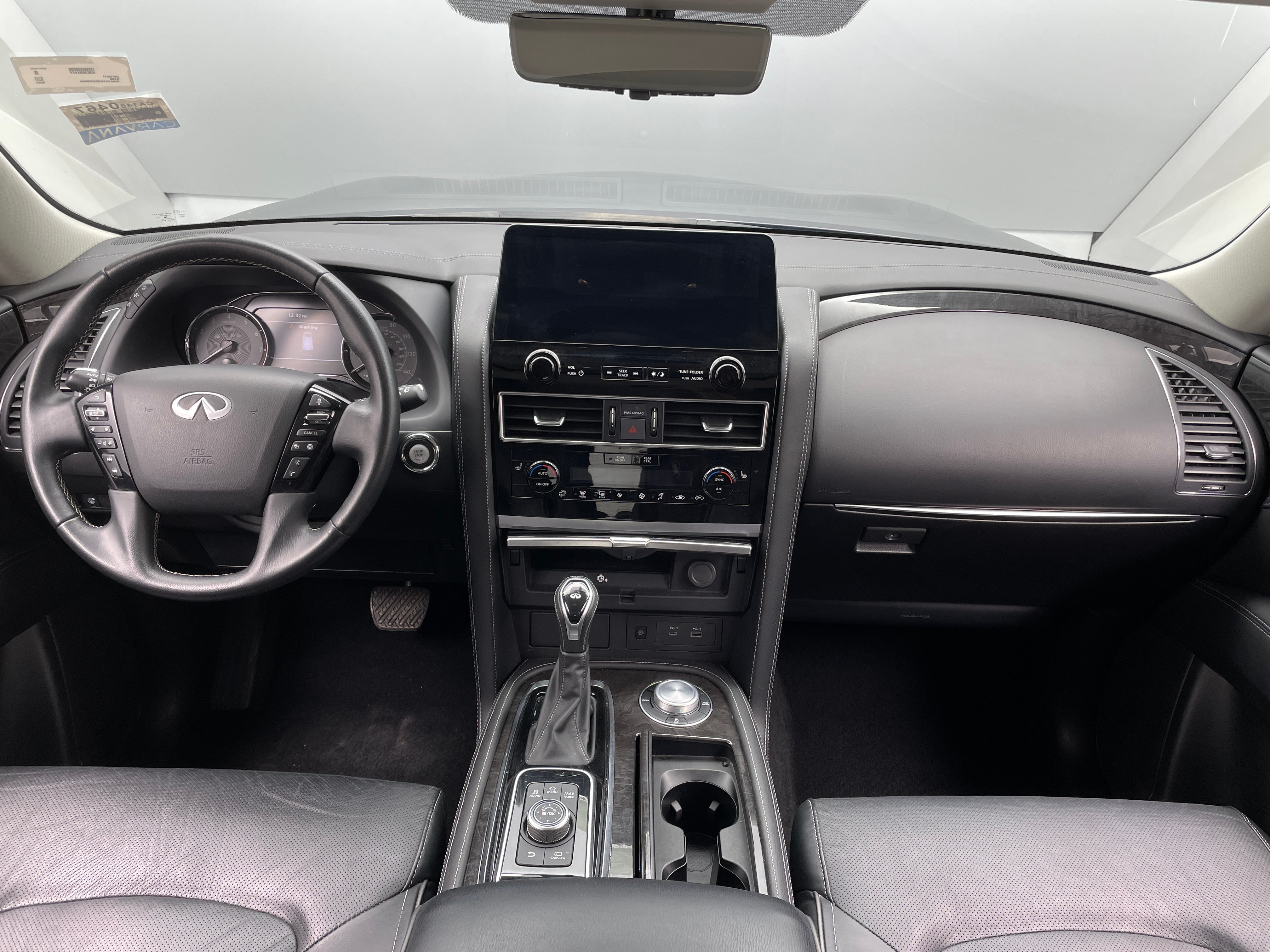 2024 INFINITI QX80 Luxe 2