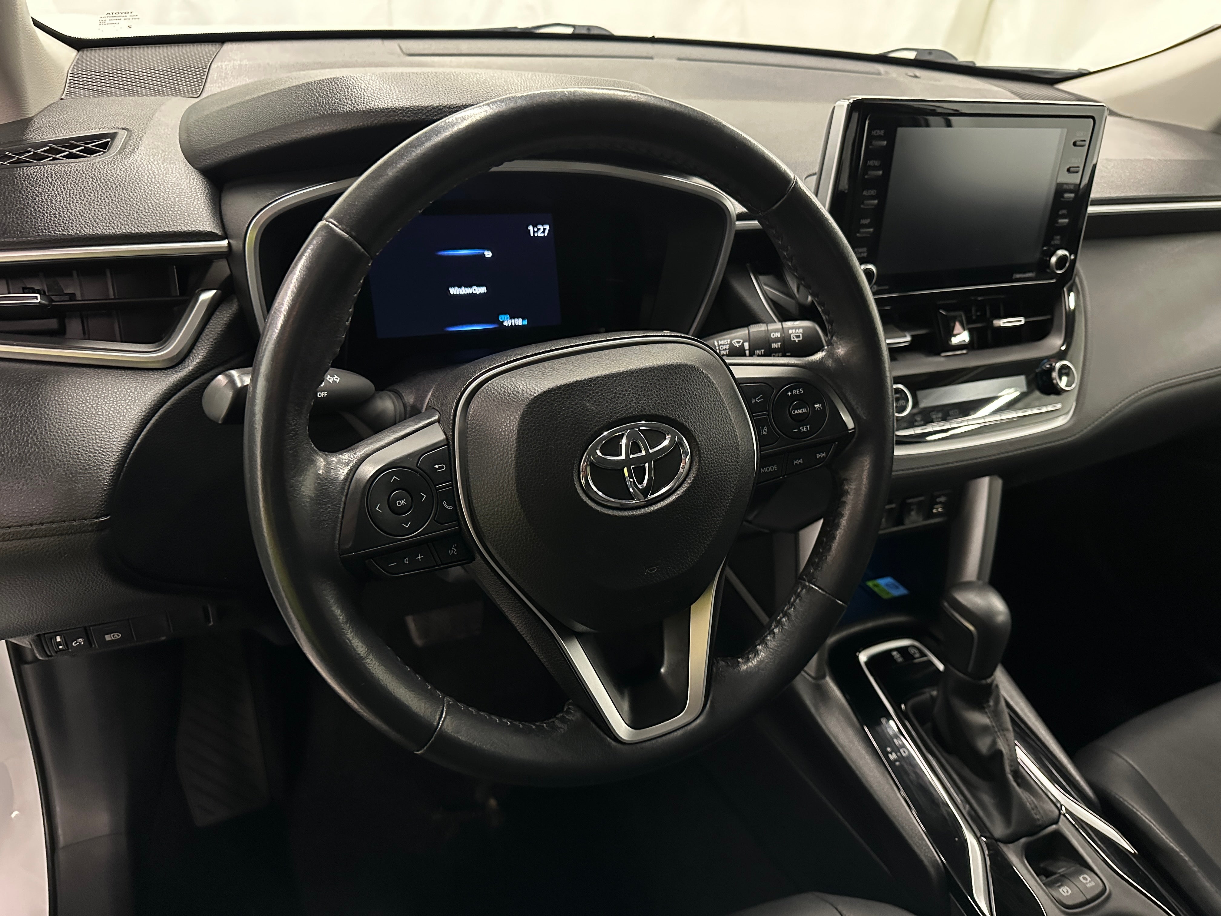 2022 Toyota Corolla Cross XLE 4