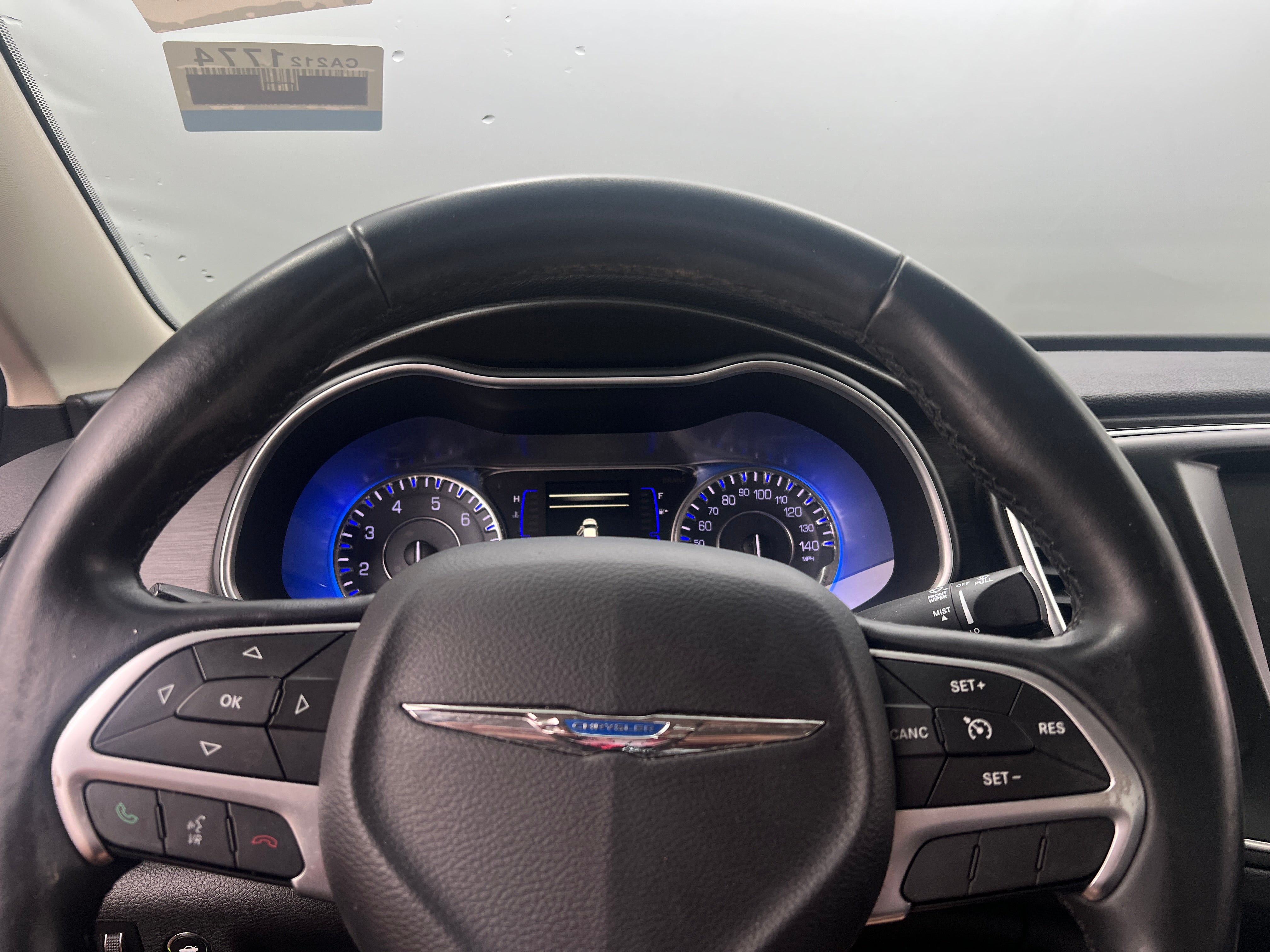 2017 Chrysler 200 Limited 4