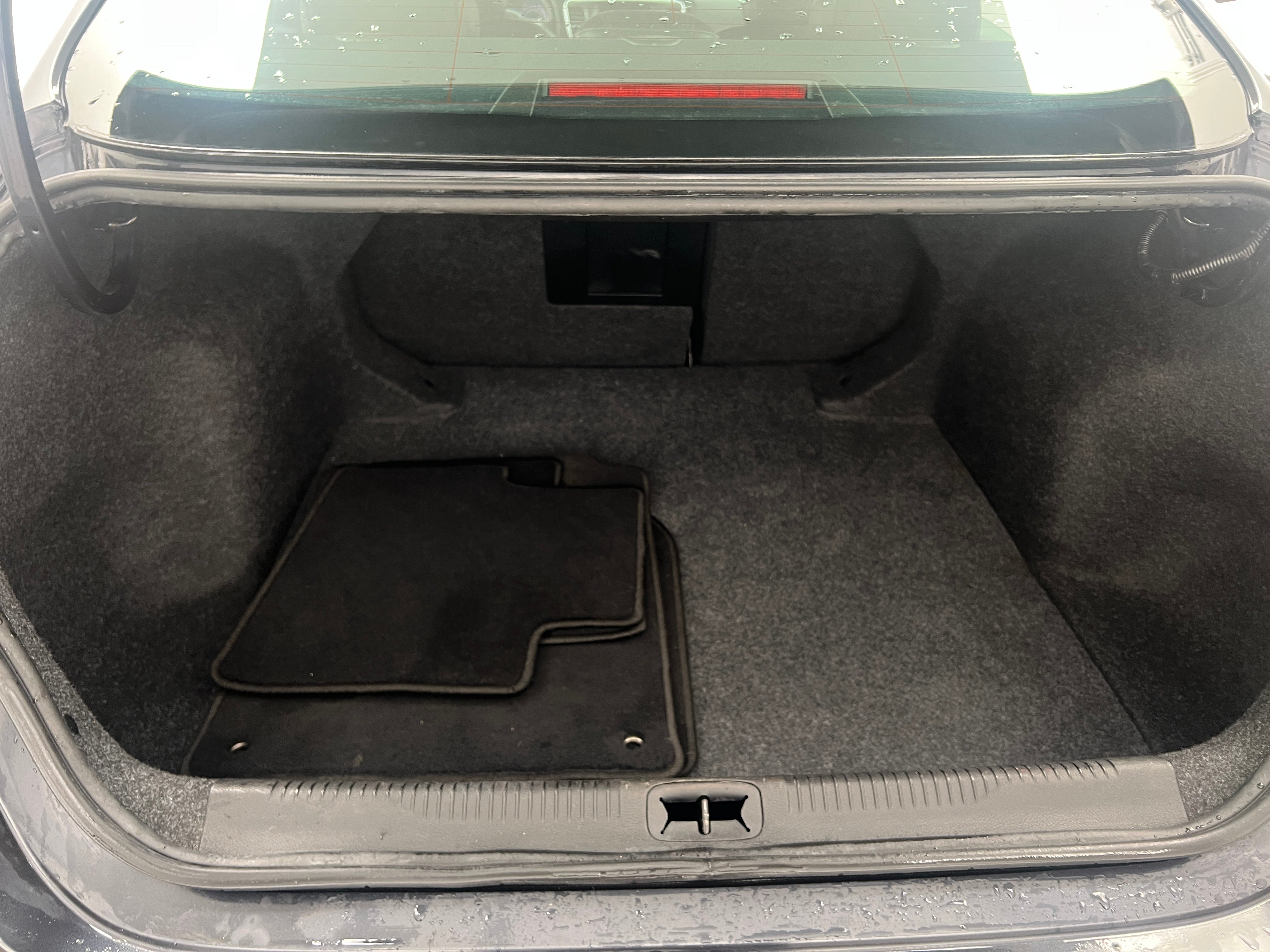 2017 Chrysler 200 Limited 6