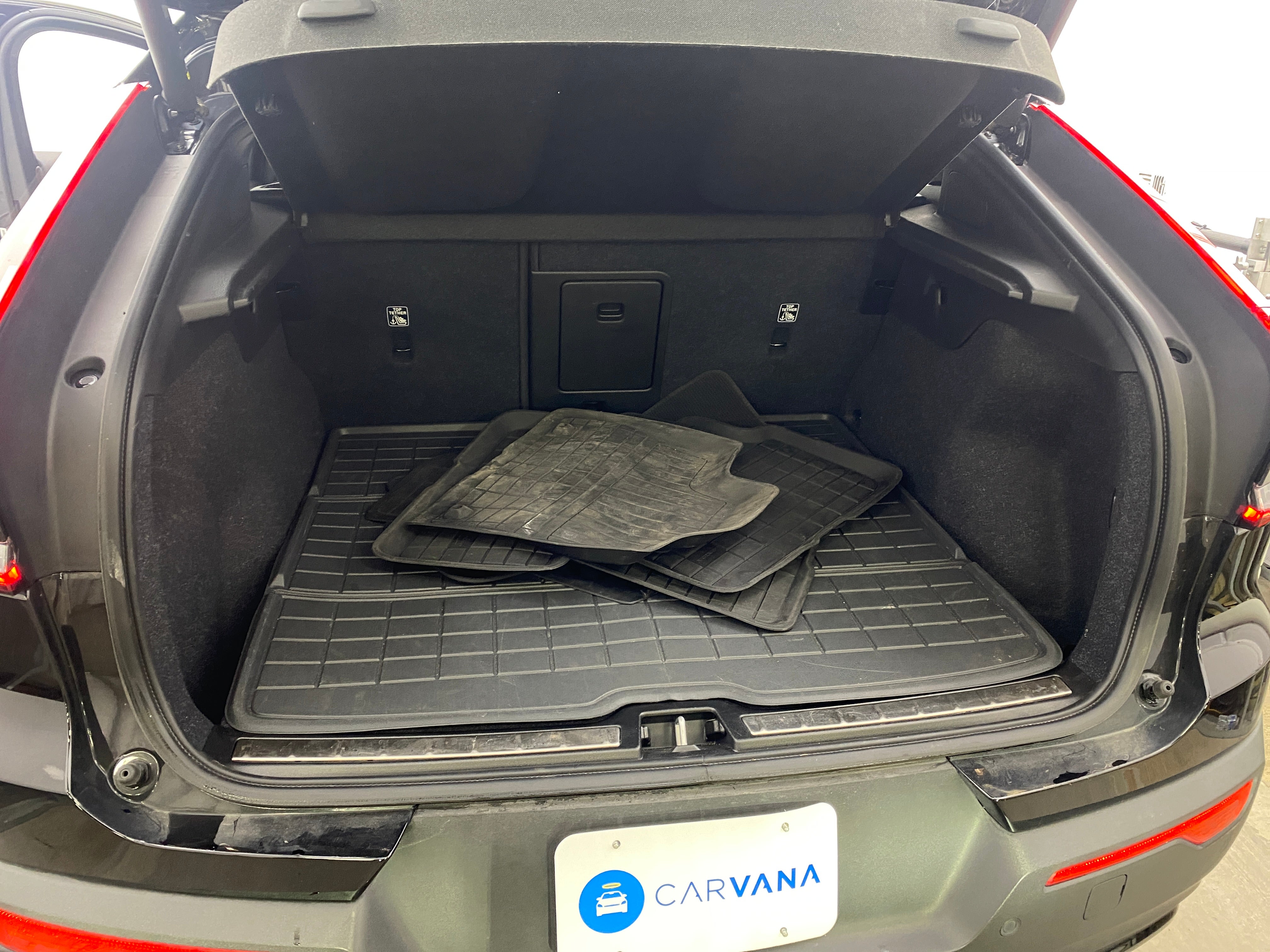 2023 Volvo C40 Ultimate 6