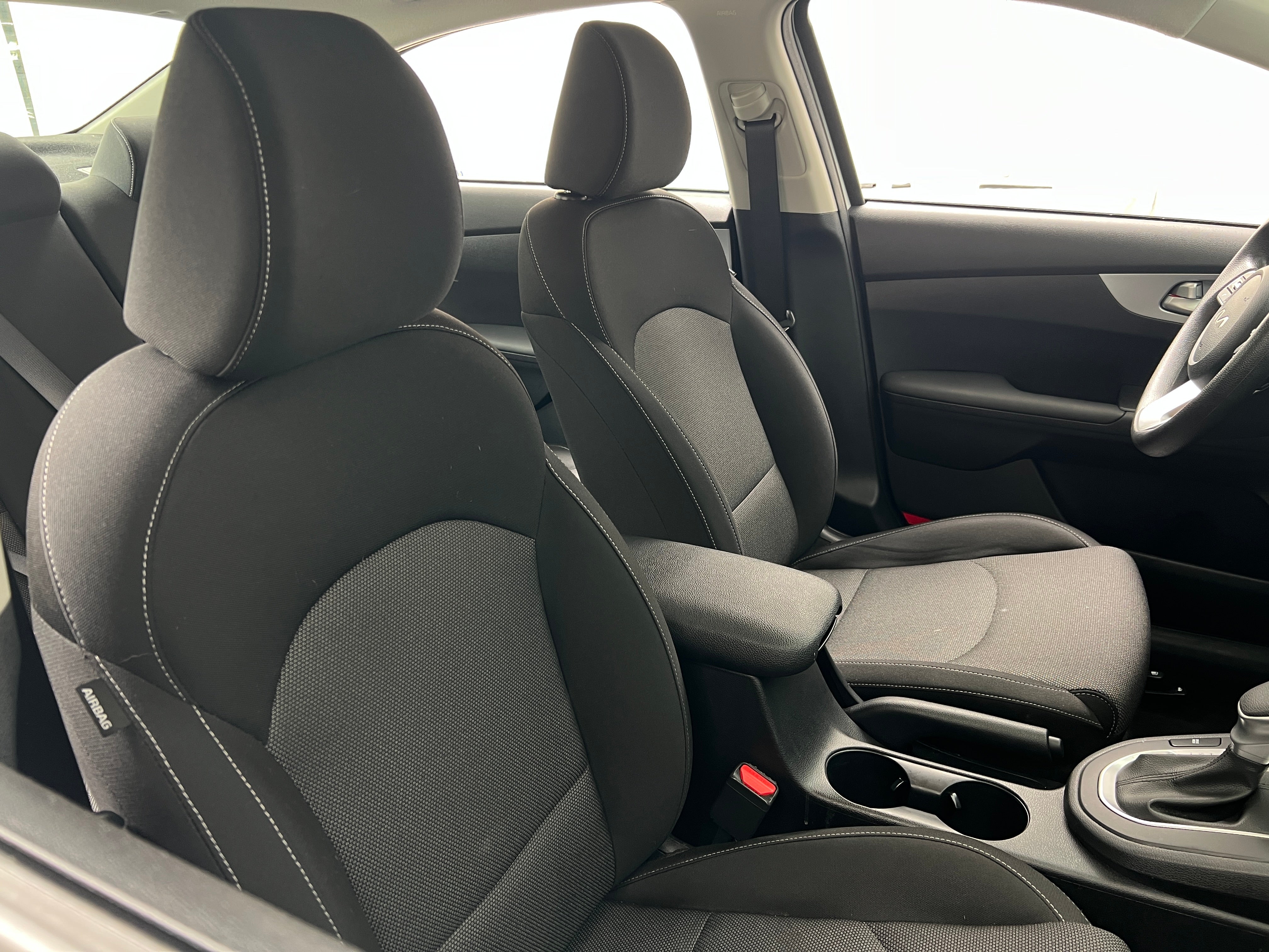 2024 Kia Forte LXS 2