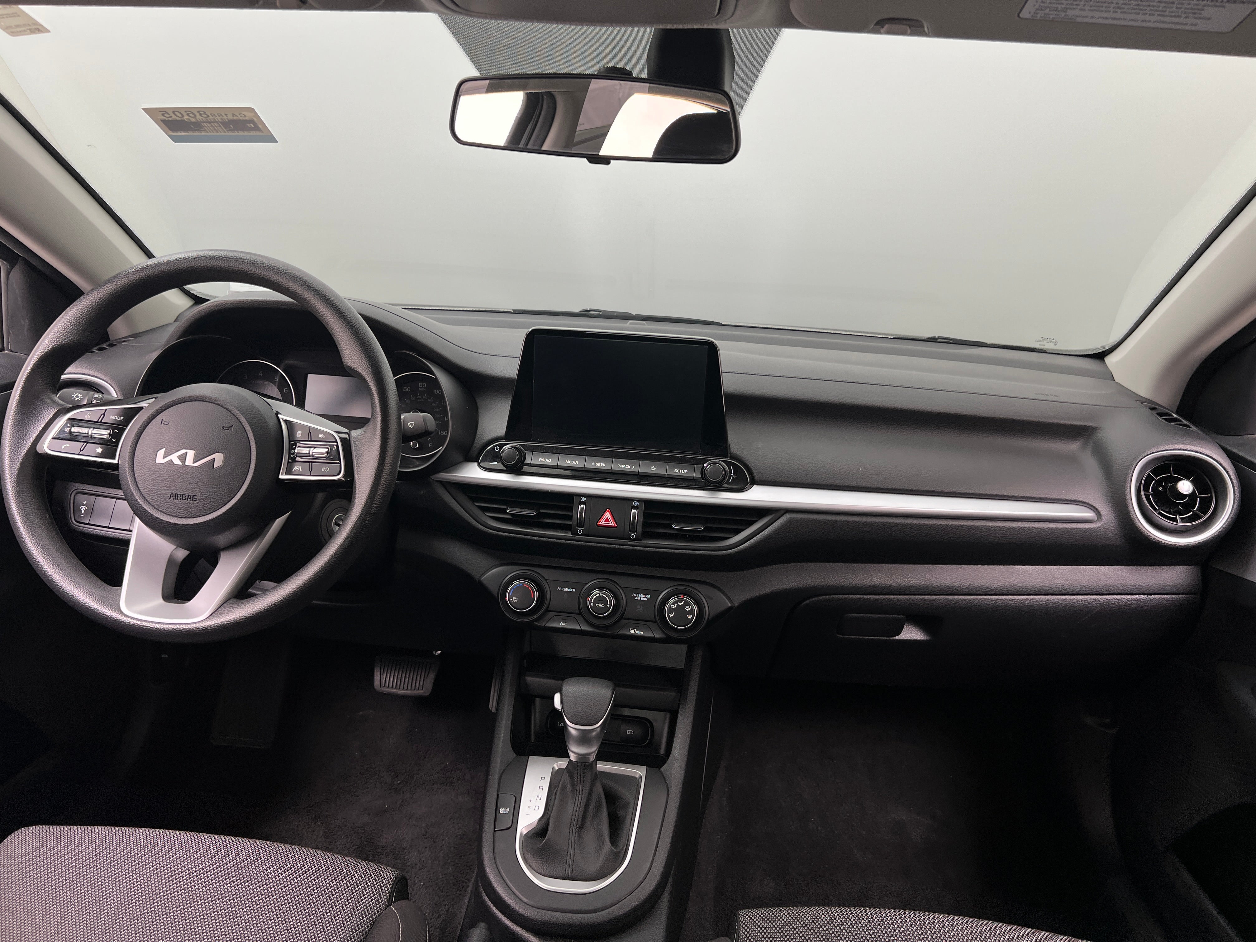 2024 Kia Forte LXS 3