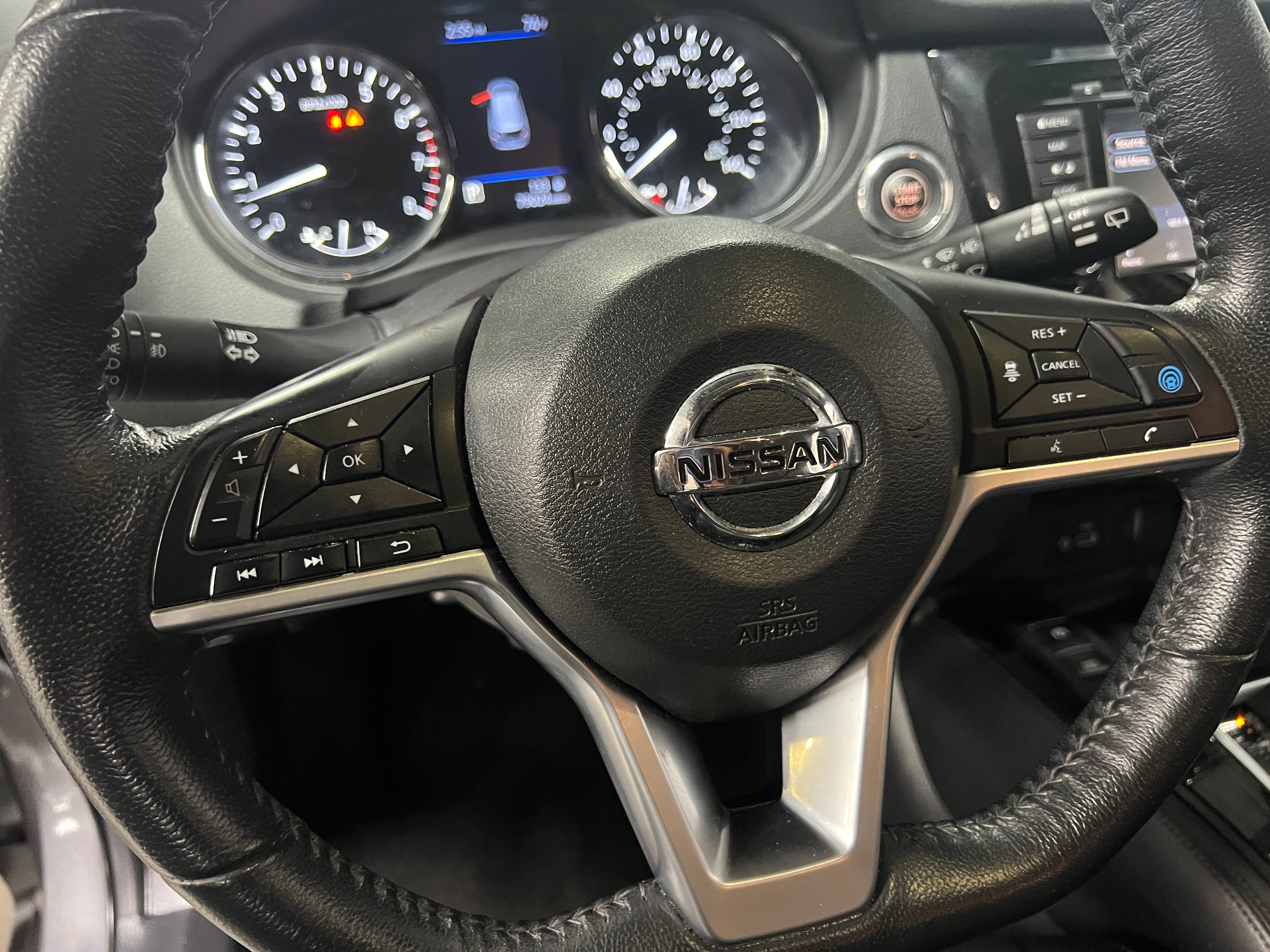 2020 Nissan Rogue SL 4