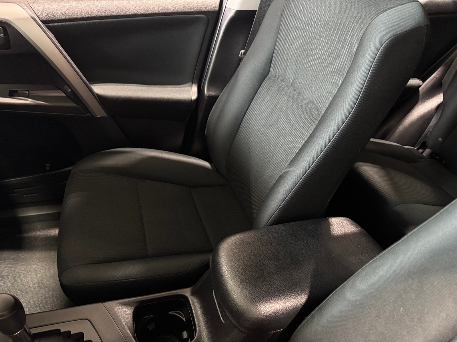 Thumbnail: 2018 Toyota RAV4 - 2