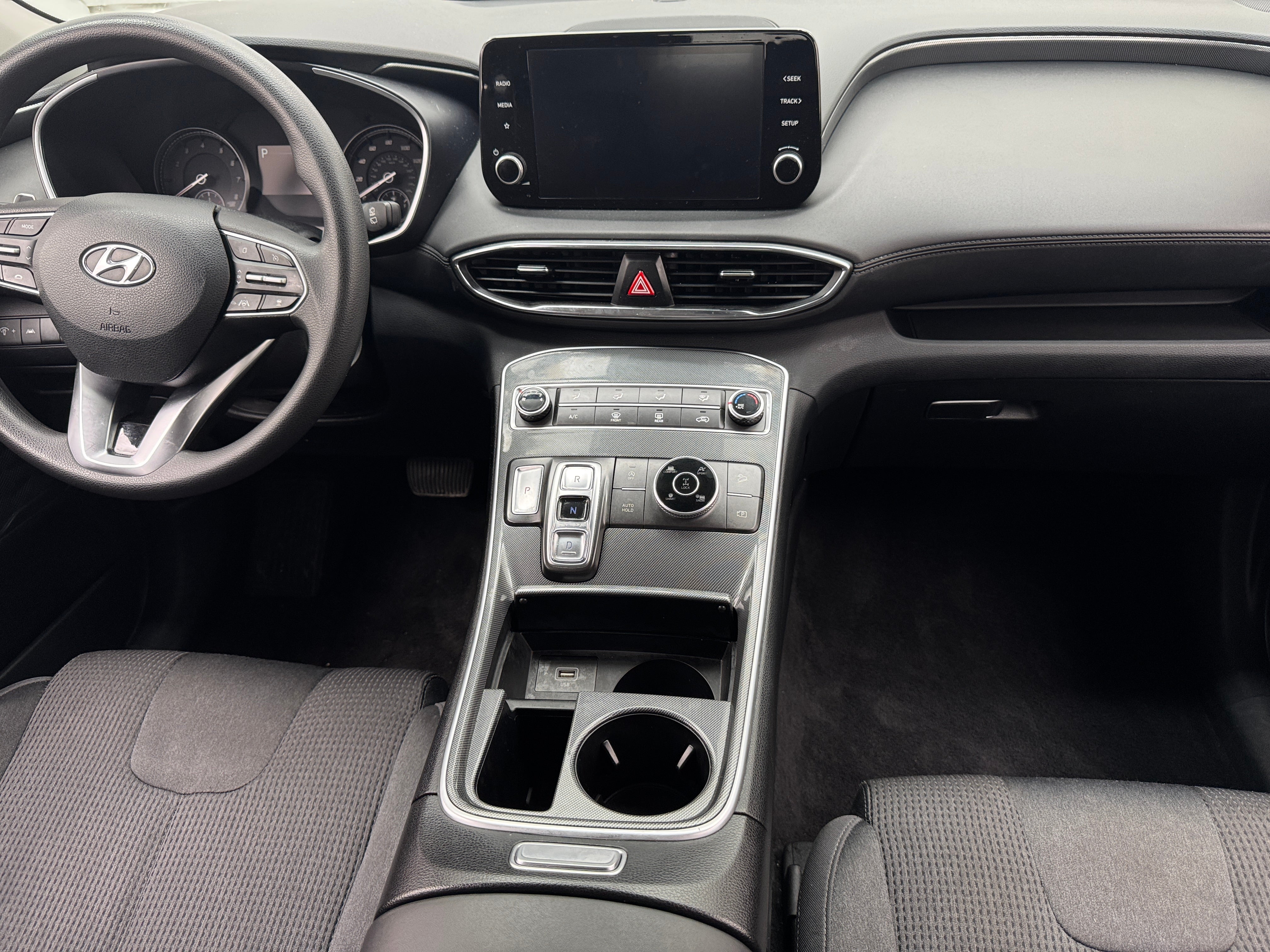 2022 Hyundai Santa Fe SE 3