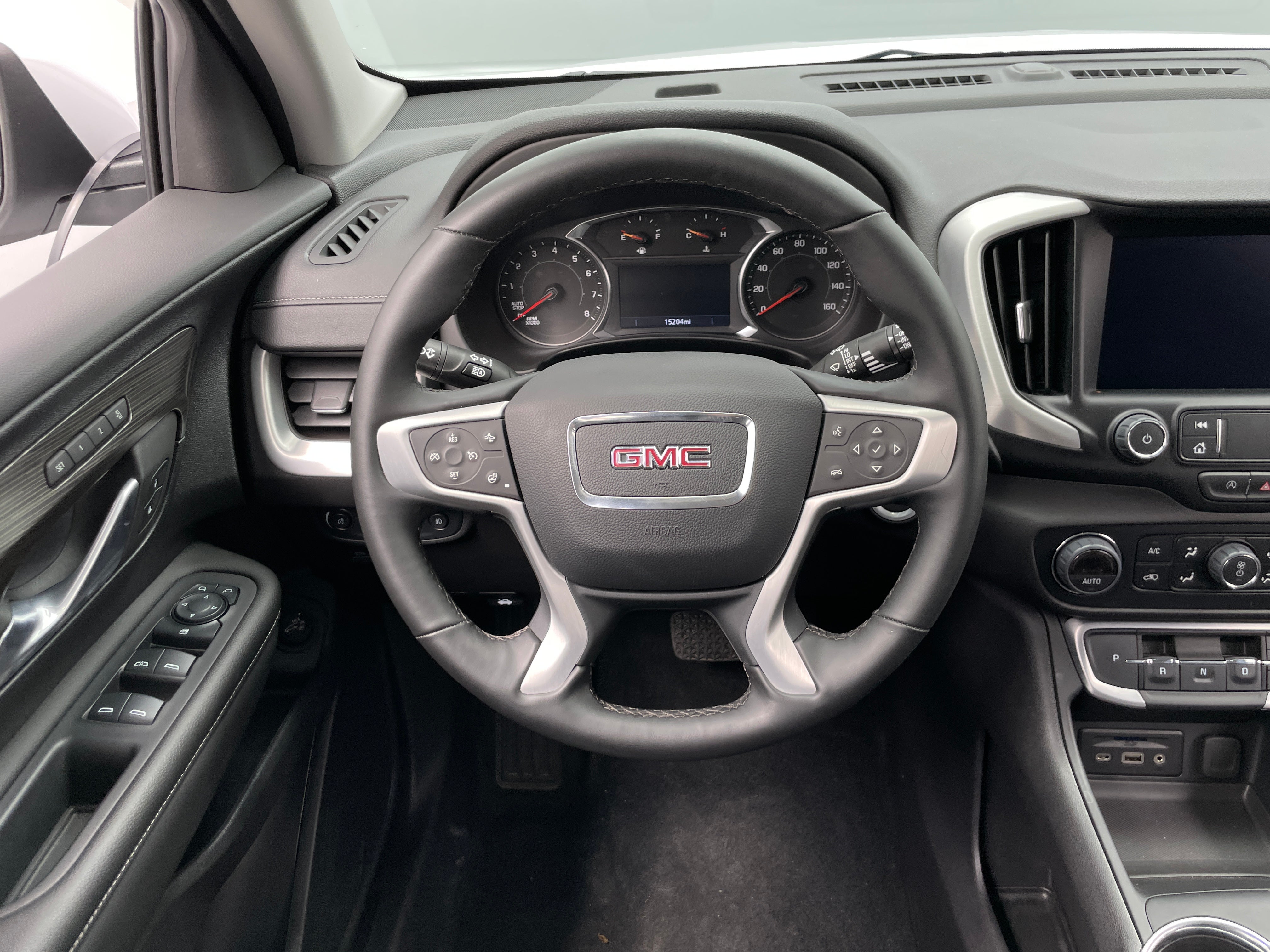 2024 GMC Terrain SLT 4