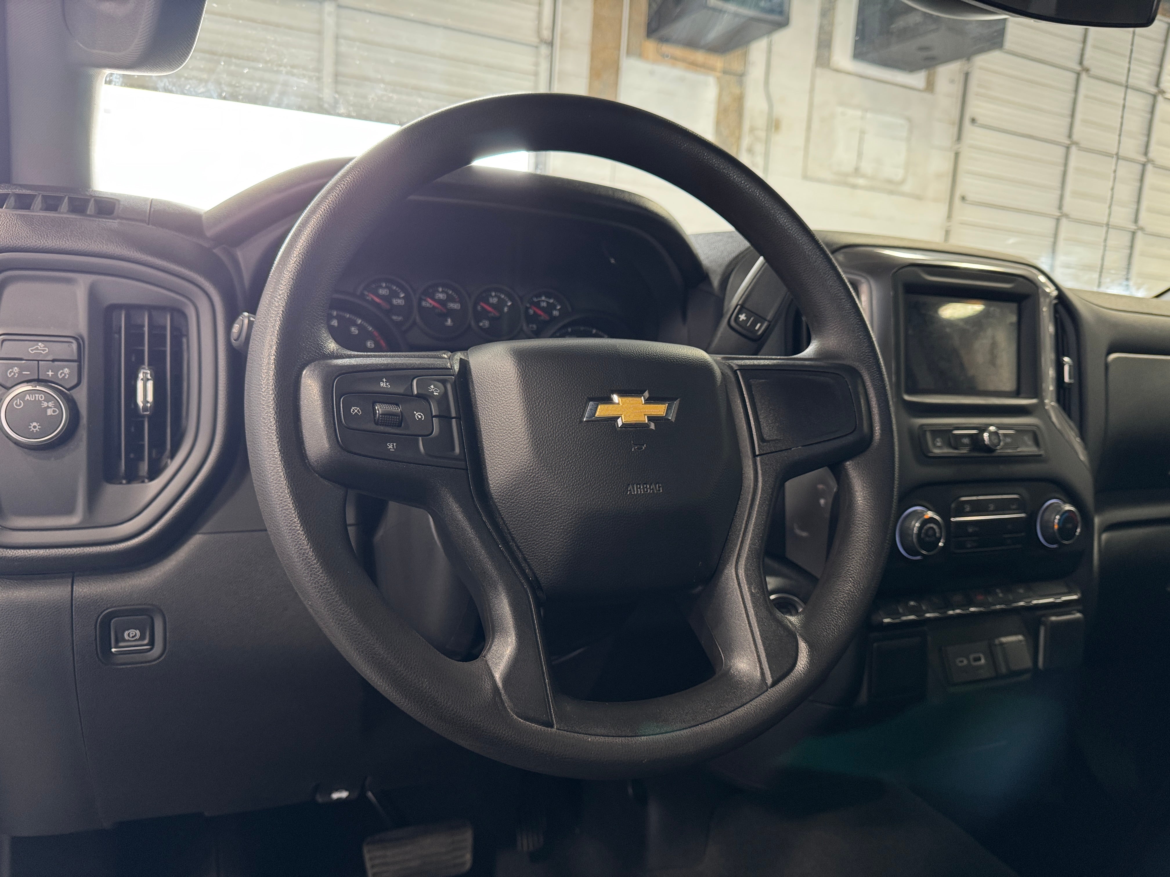 2023 Chevrolet Silverado 1500 Custom 5