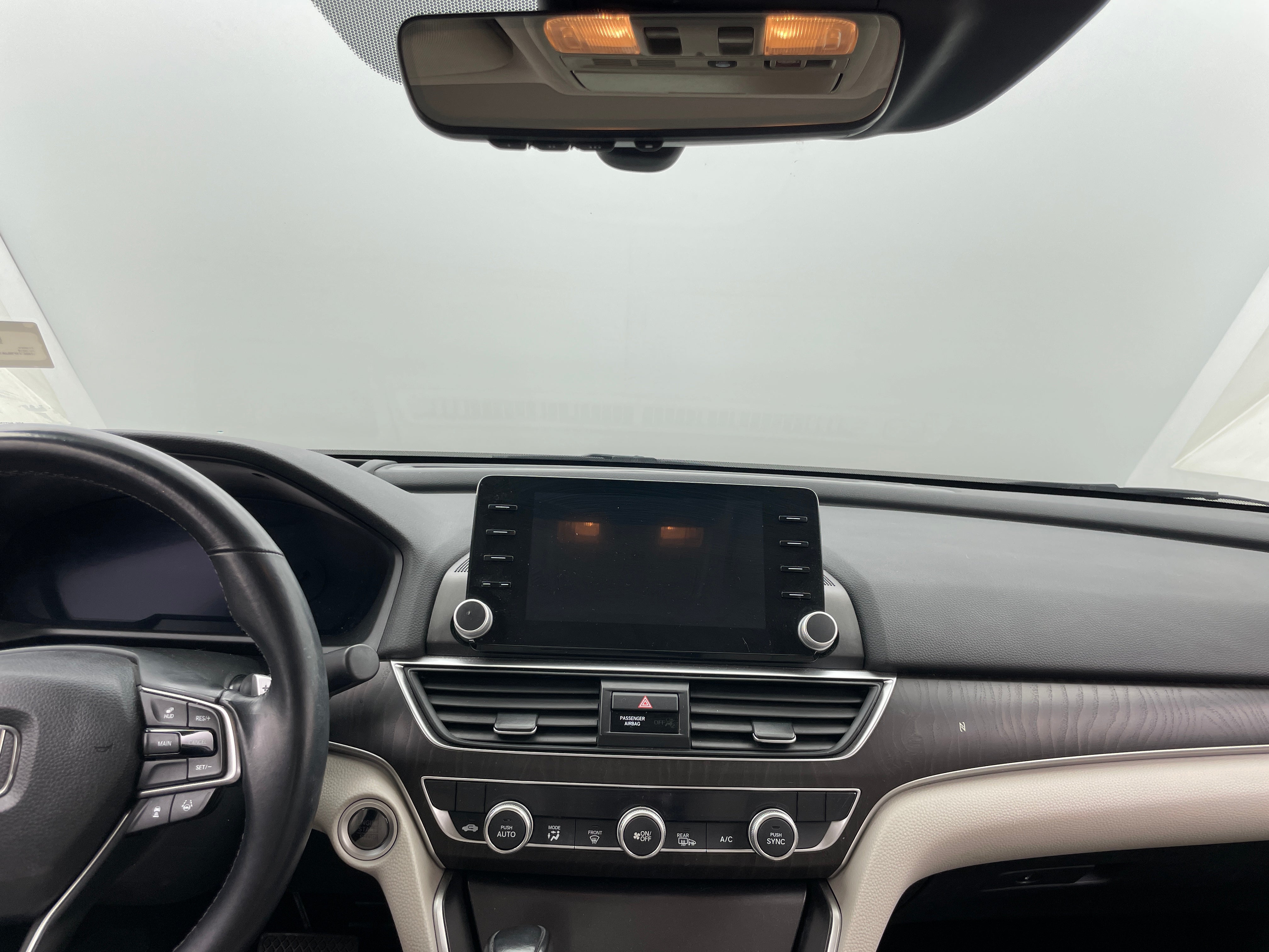 2018 Honda Accord Touring 2