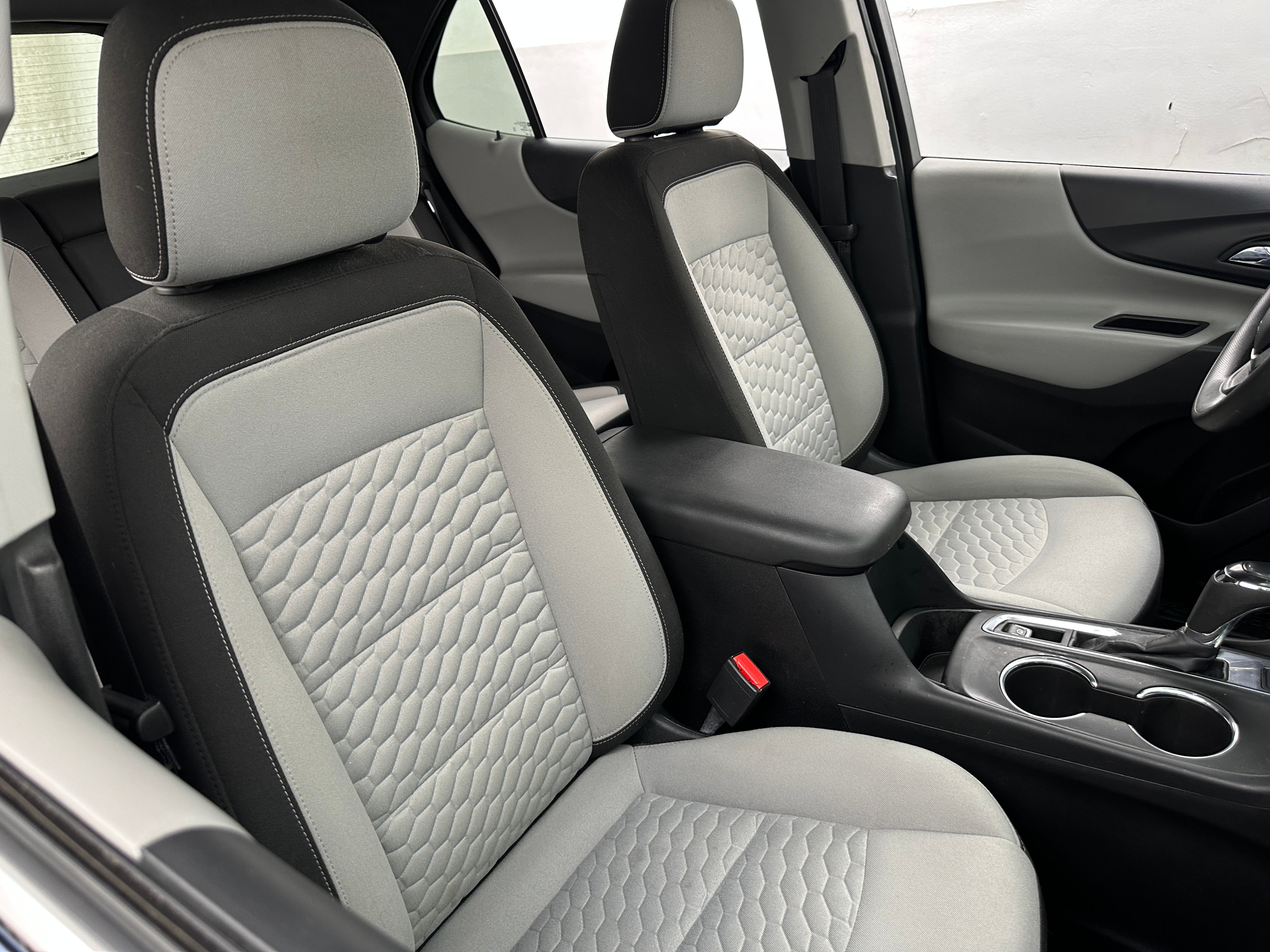 2021 Chevrolet Equinox LT 2