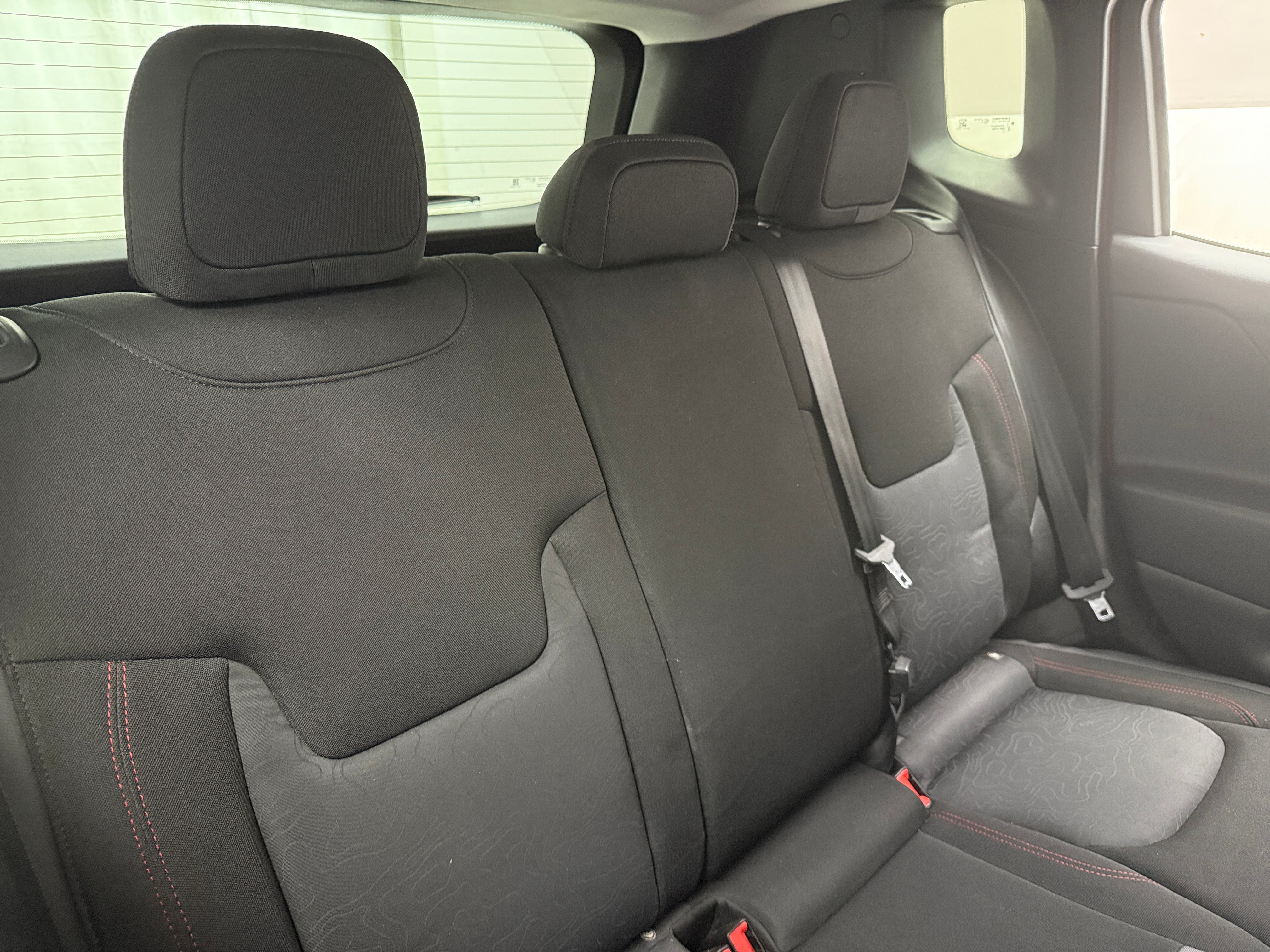 2016 Jeep Renegade Trailhawk 6
