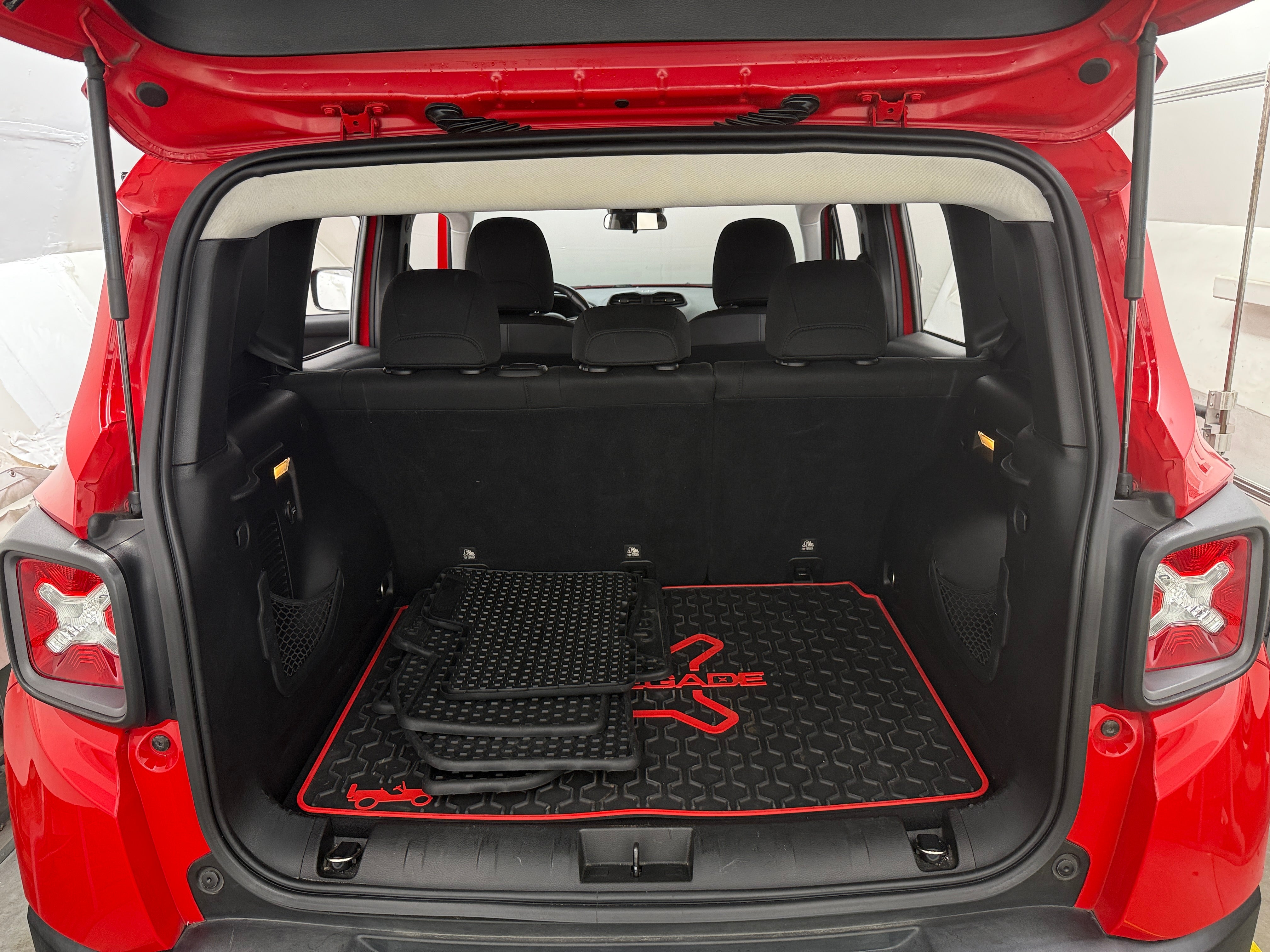 2016 Jeep Renegade Trailhawk 7