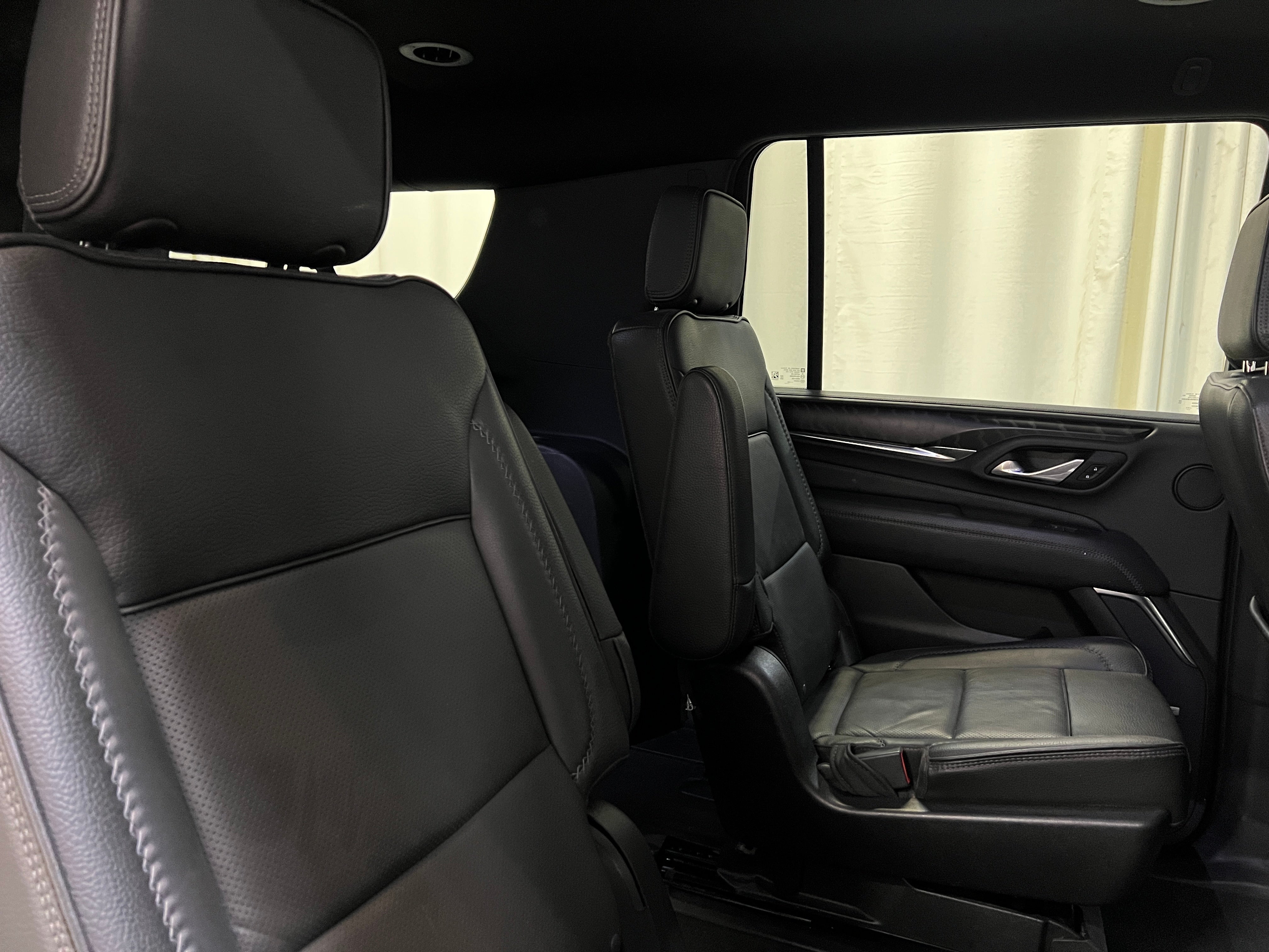 2023 GMC Yukon XL Denali 5