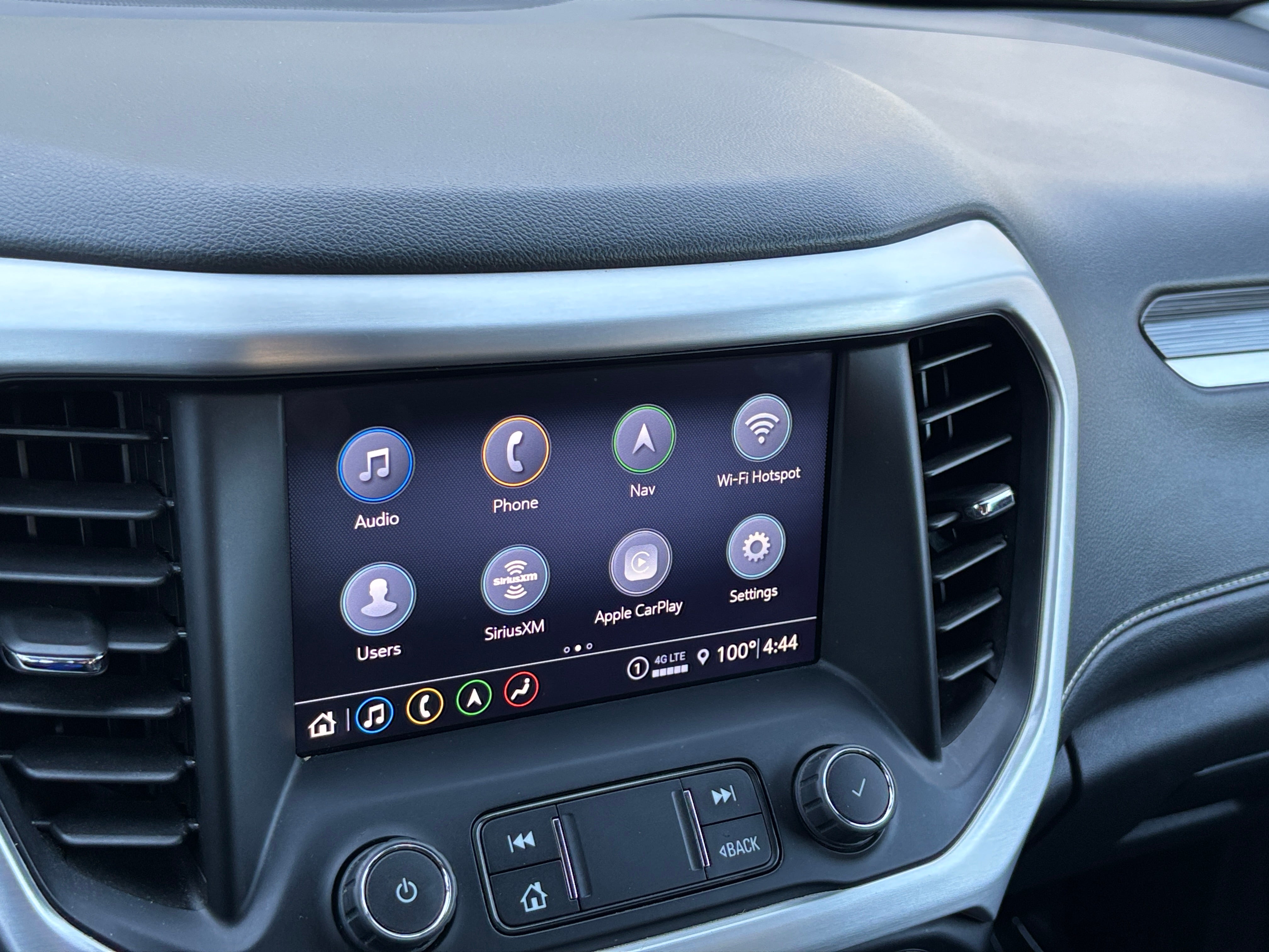 2023 GMC Acadia SLT 4