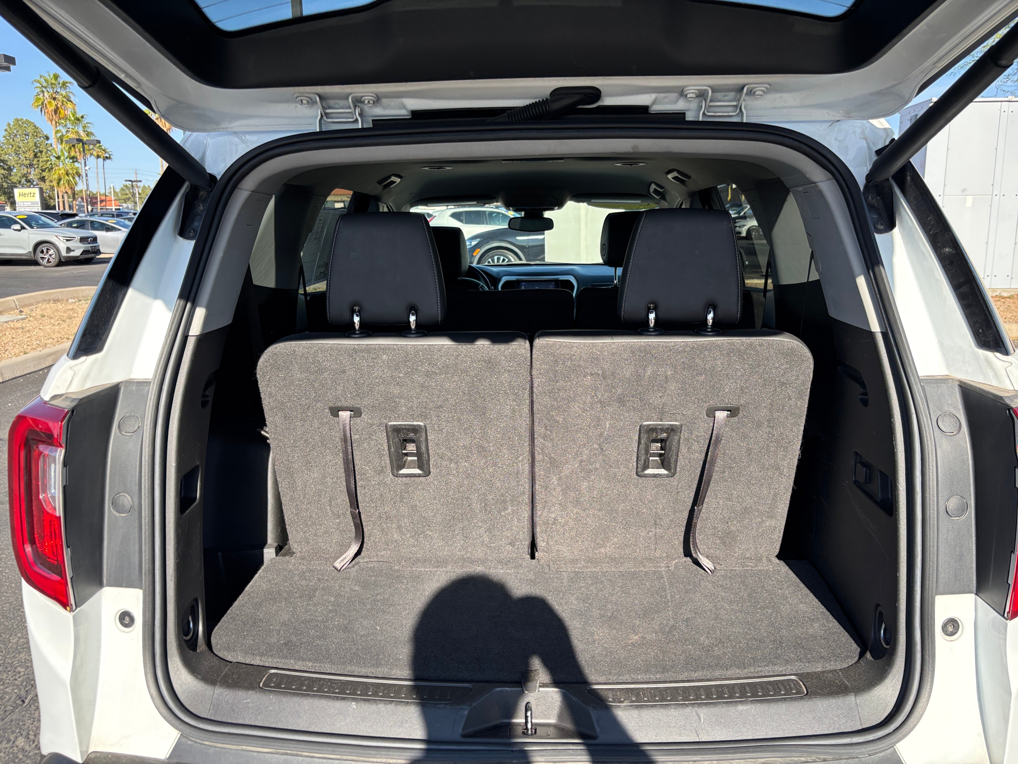 2023 GMC Acadia SLT 6
