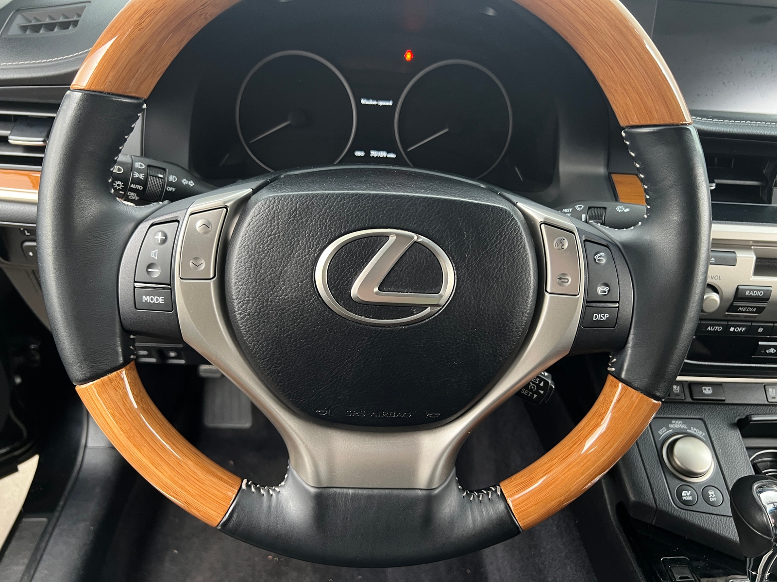 Thumbnail: 2014 Lexus ES - 5