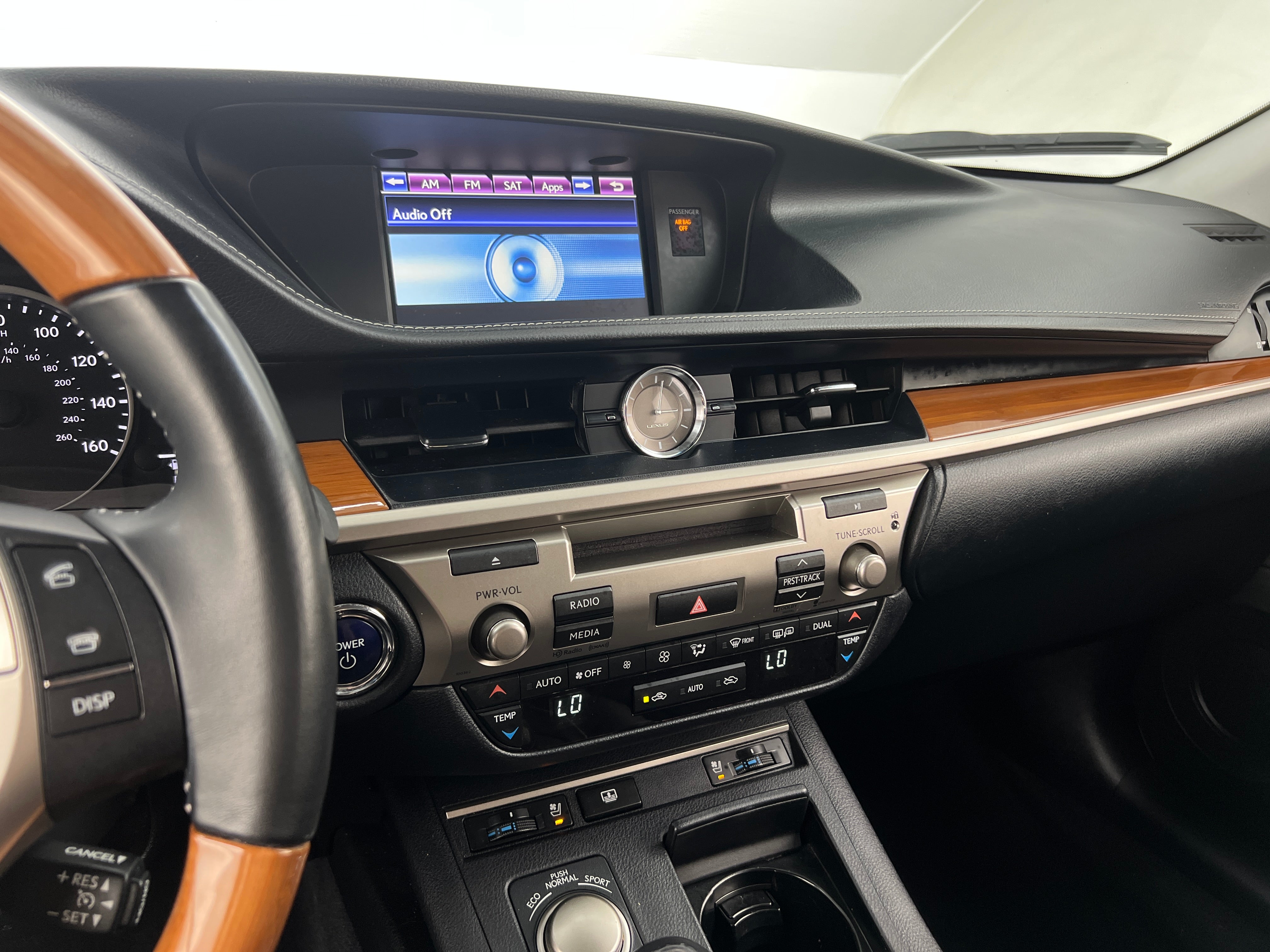 2014 Lexus ES Hybrid 300h 4