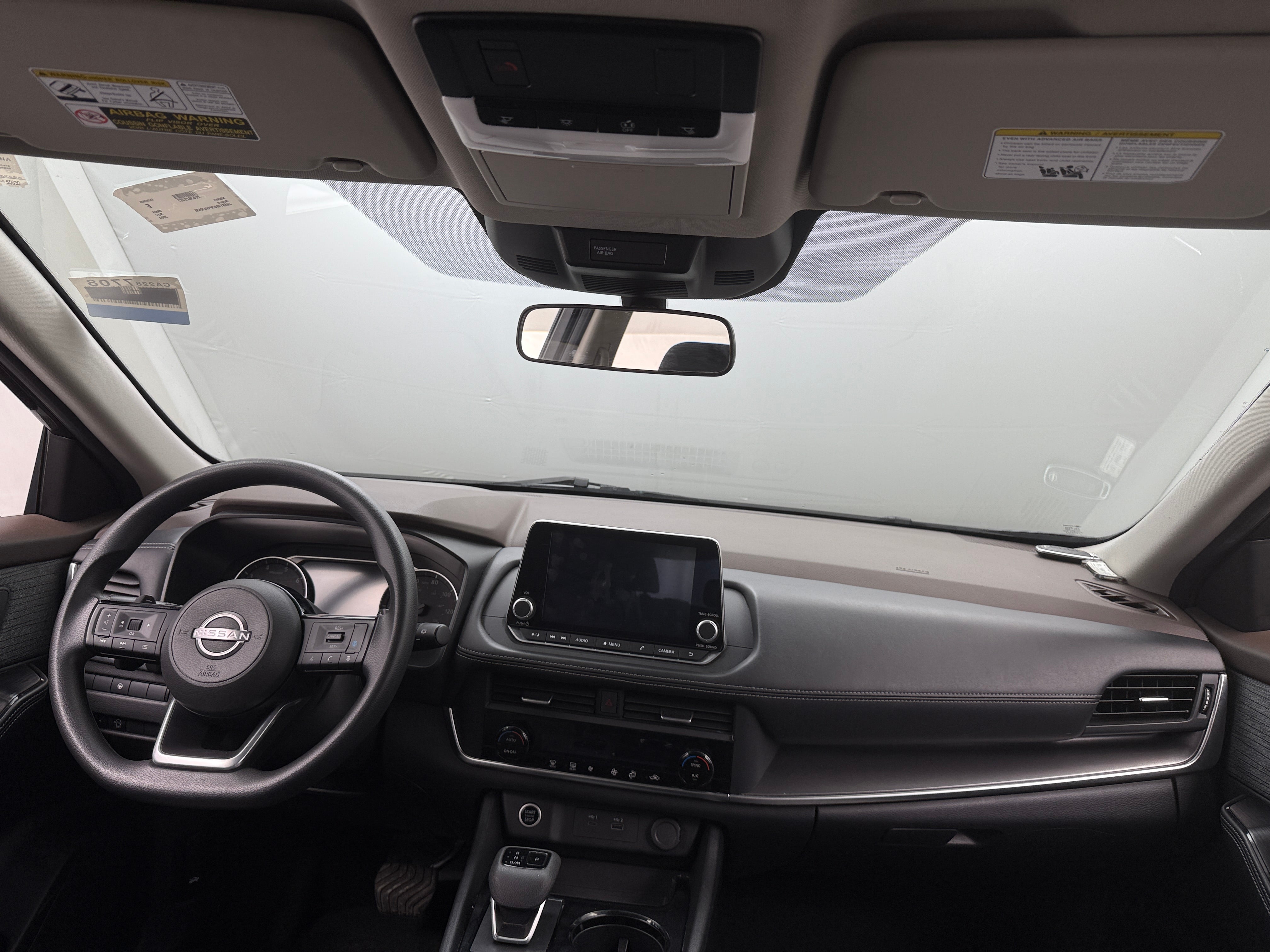 2023 Nissan Rogue SV 3