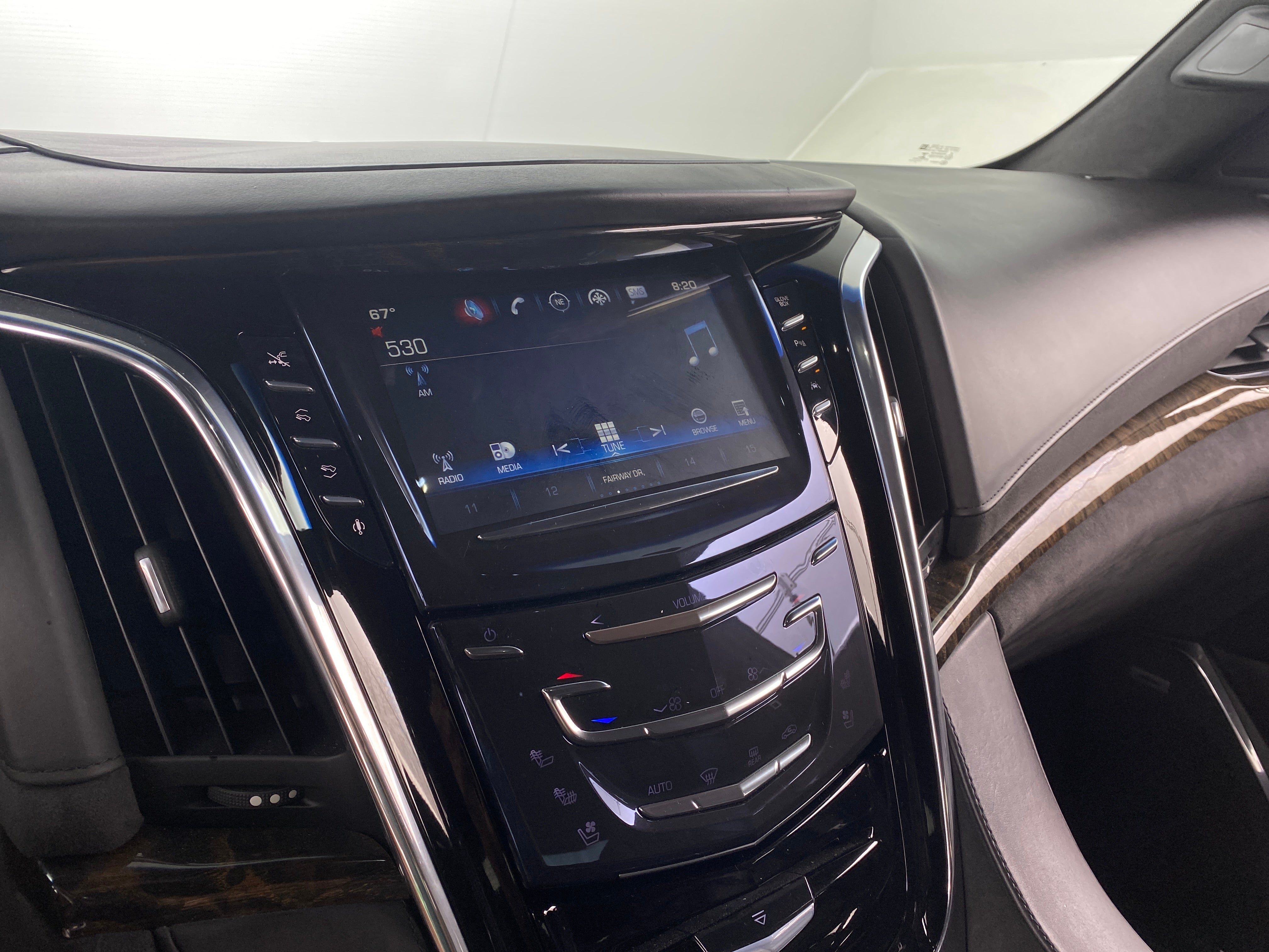2016 Cadillac Escalade Platinum 3