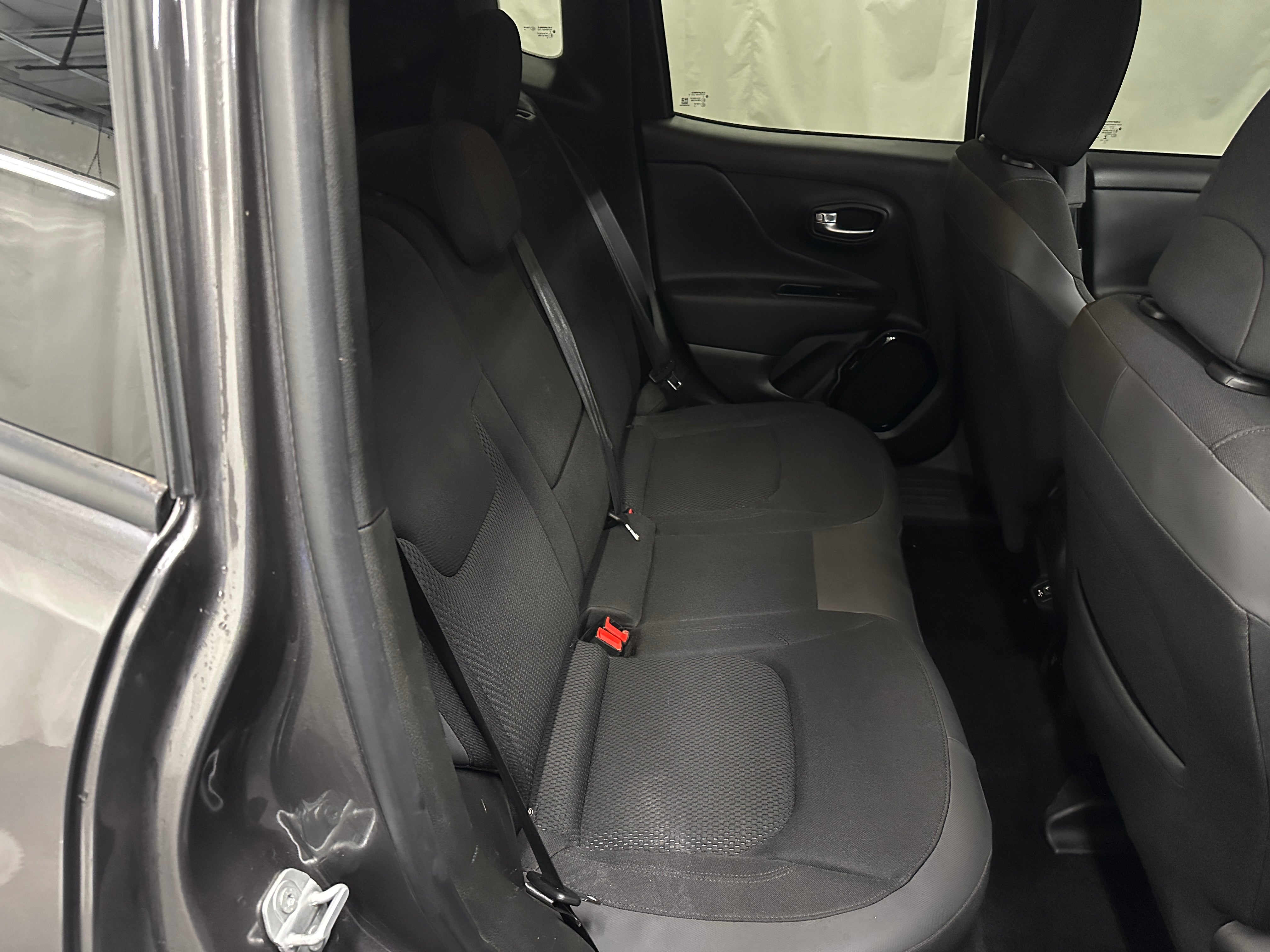 2018 Jeep Renegade Altitude 6