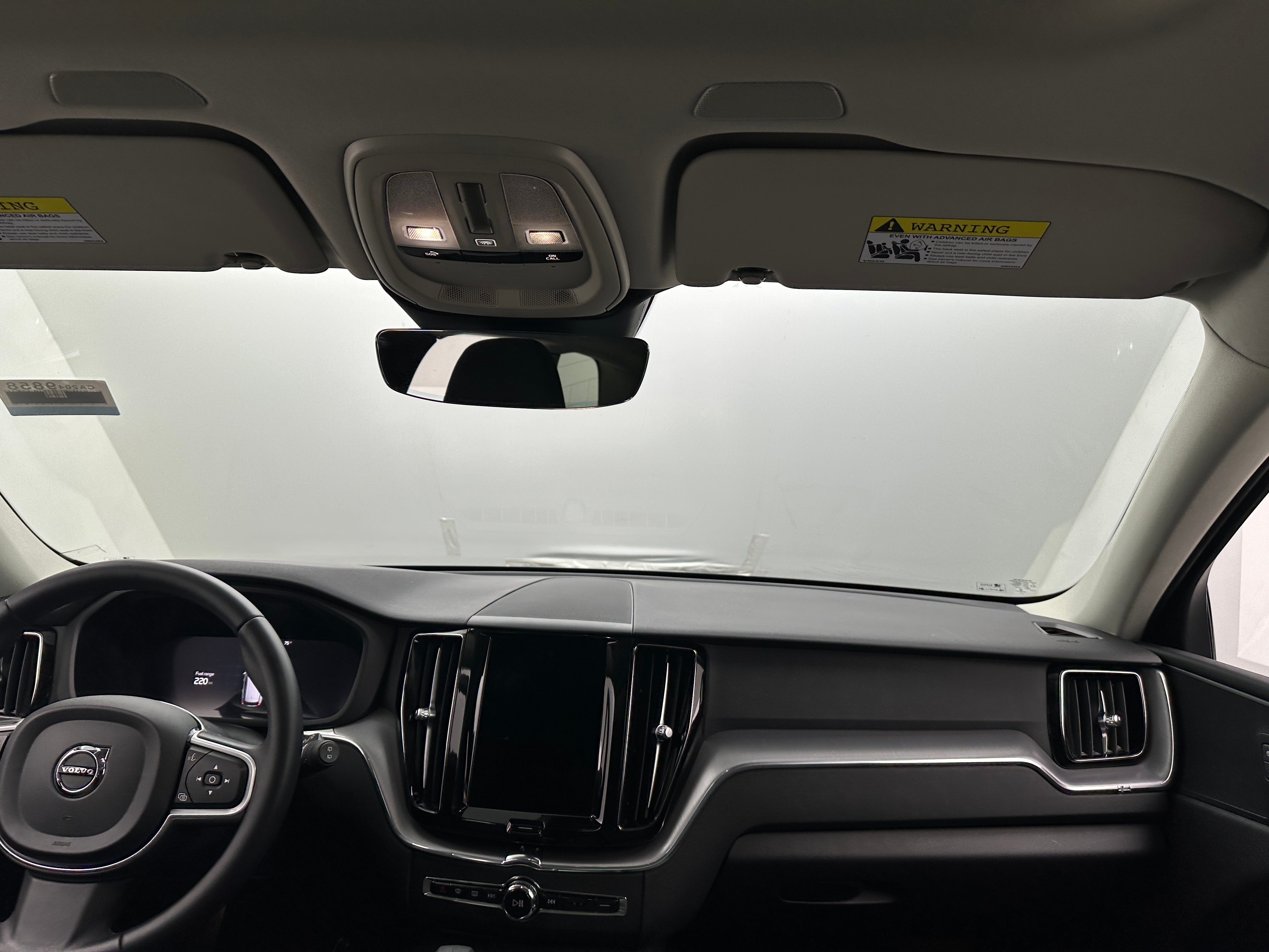 2022 Volvo XC60 B5 Momentum 2