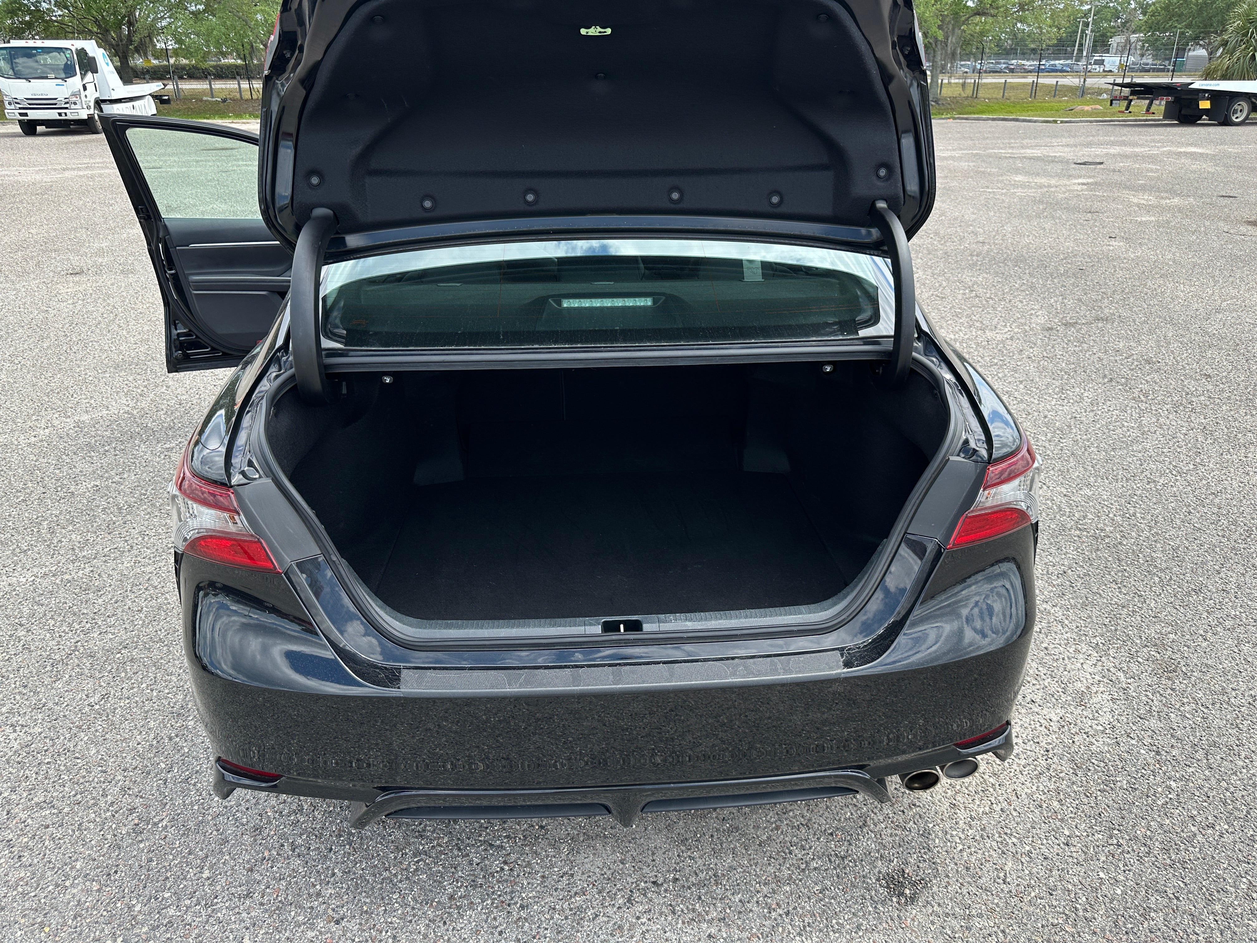 2022 Toyota Camry SE 6