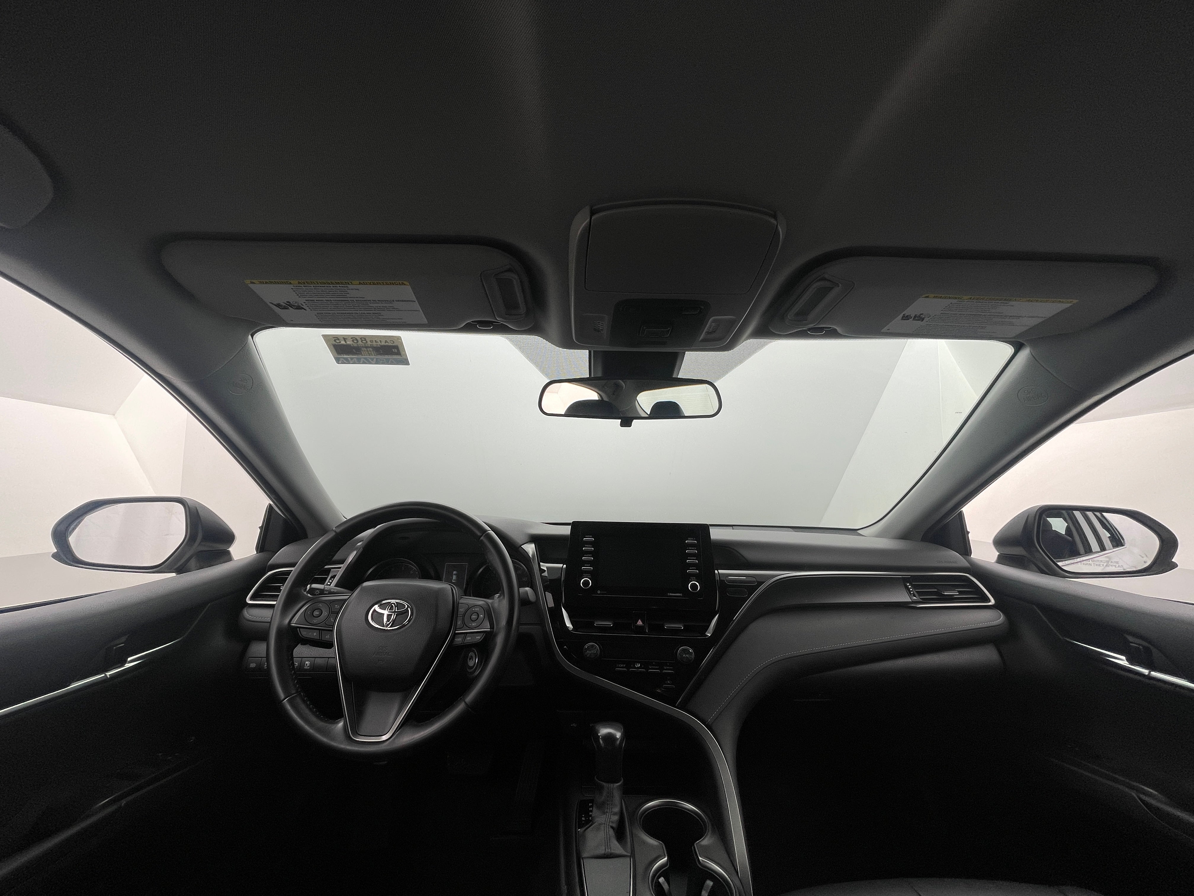 2021 Toyota Camry SE 2