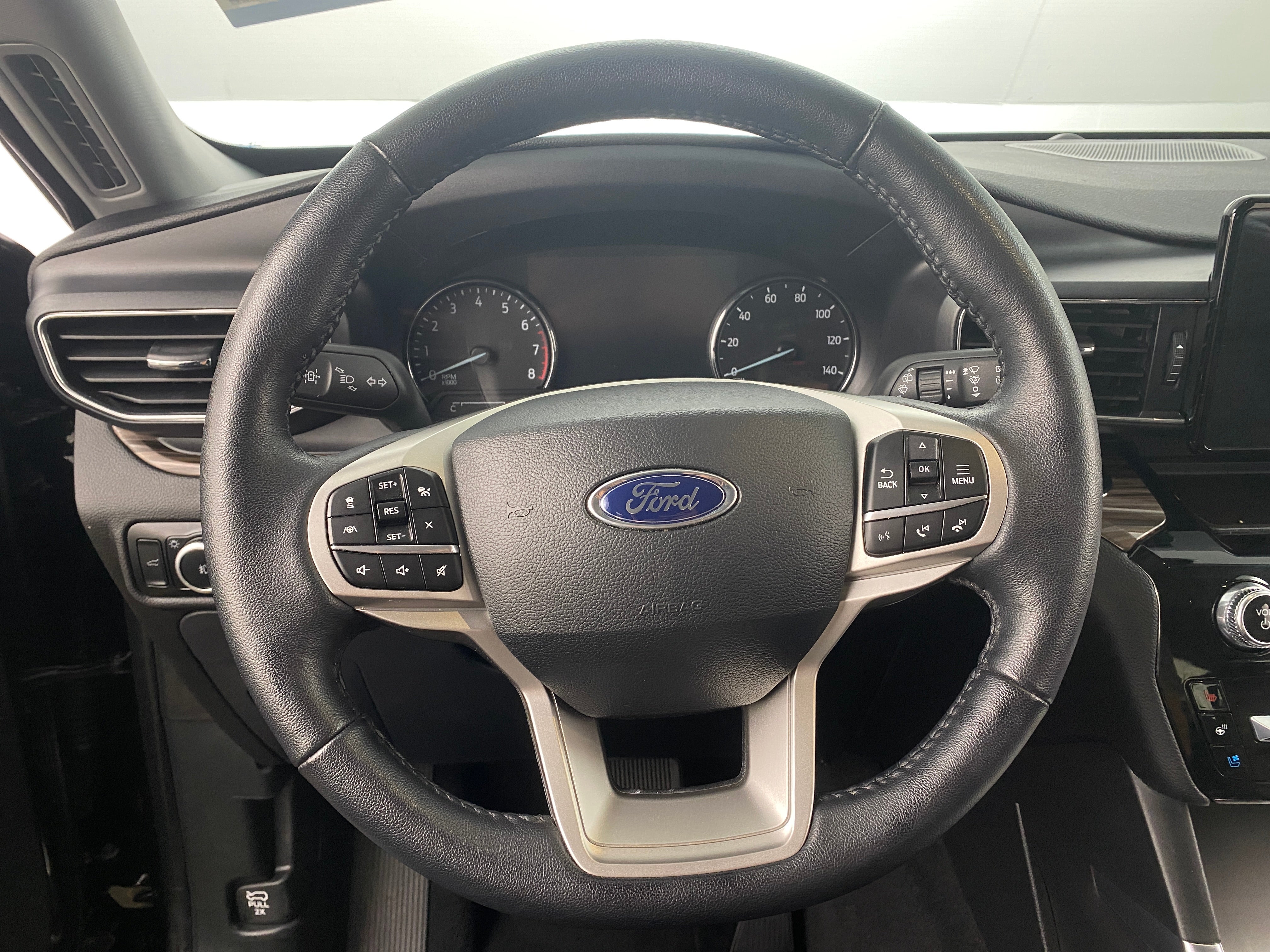 2024 Ford Explorer Limited 4
