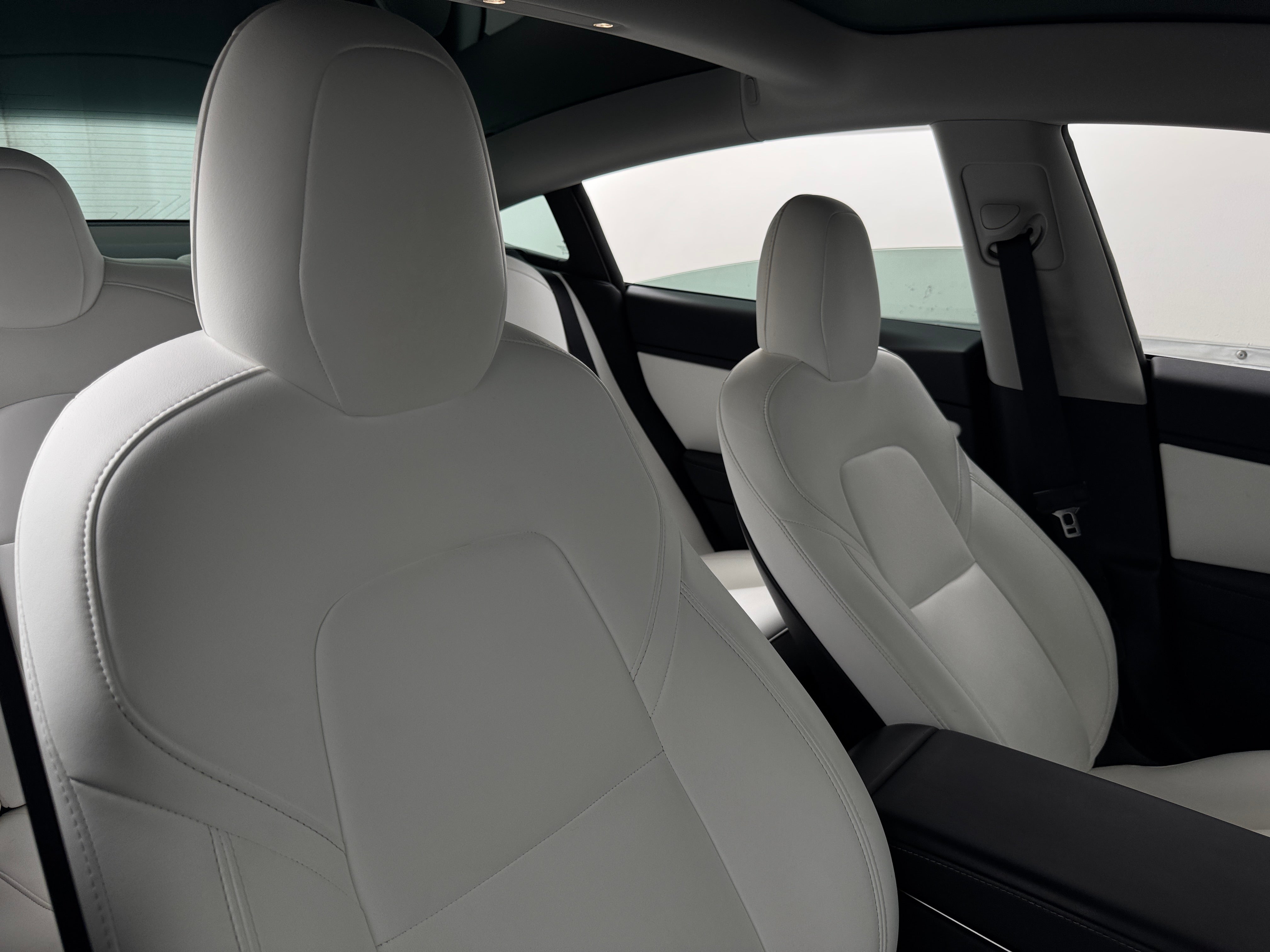 2018 Tesla Model 3 Mid Range 2