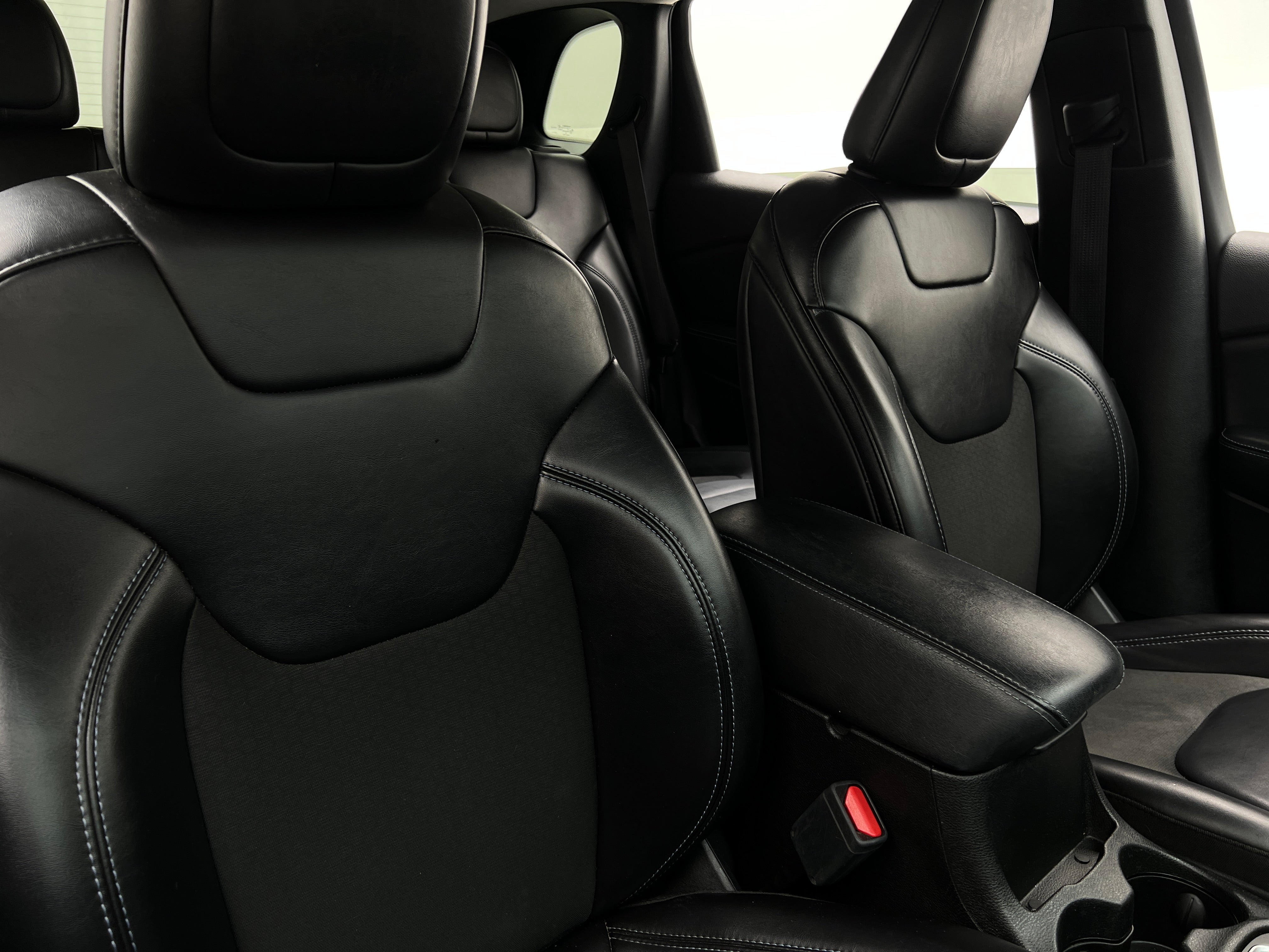 2019 Jeep Cherokee Latitude 2