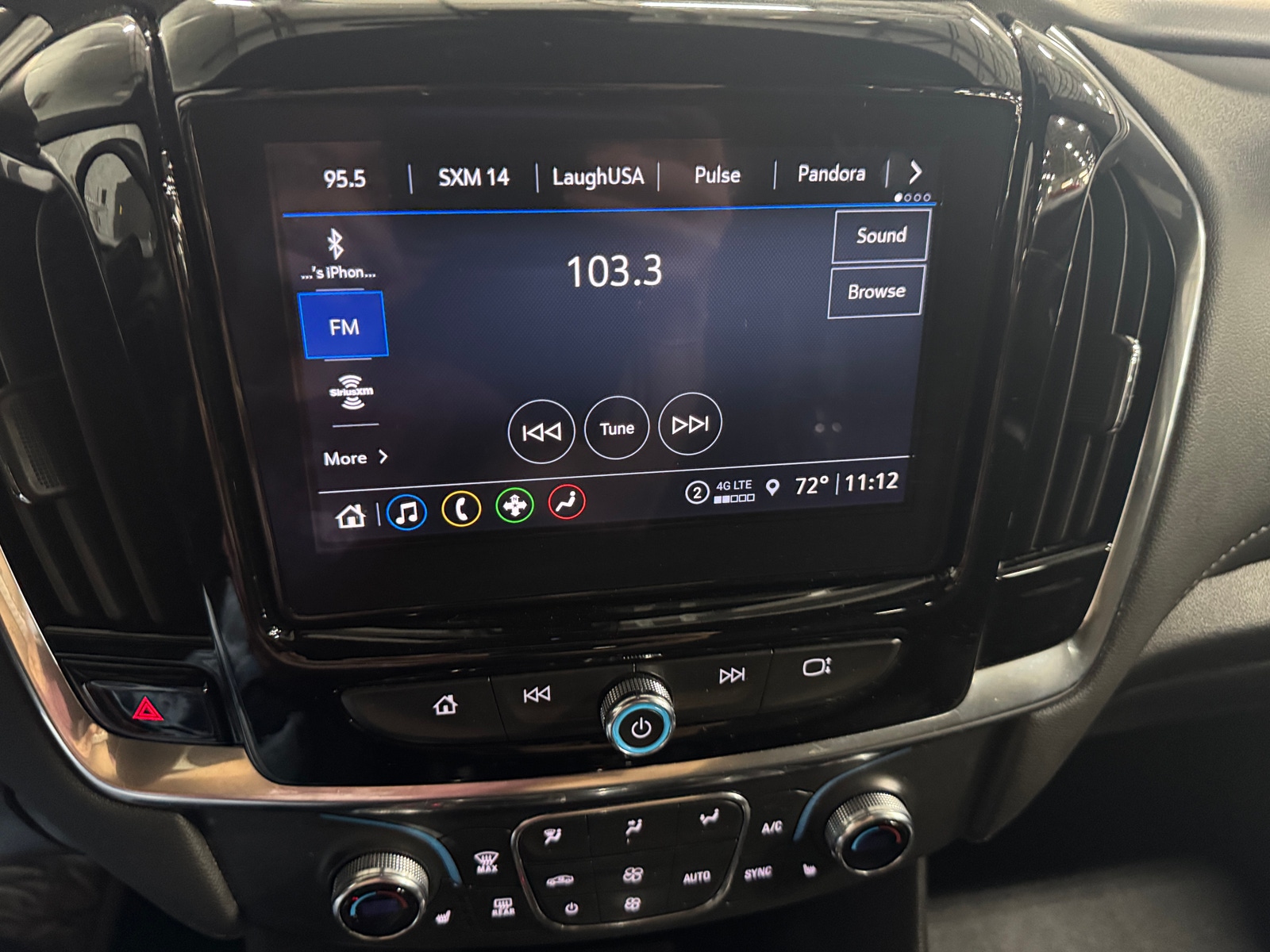 Thumbnail: 2023 Chevrolet Traverse - 4