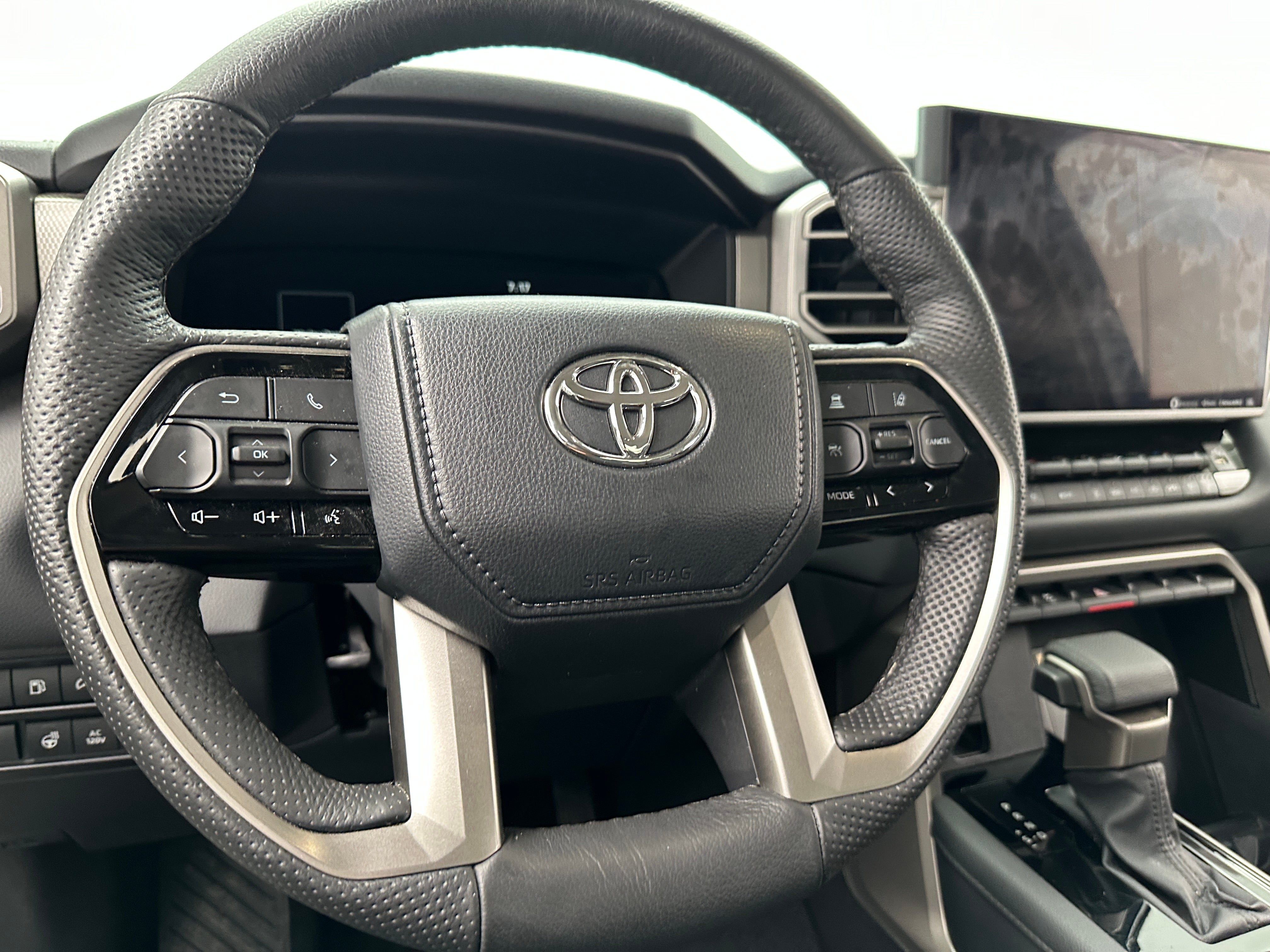 2024 Toyota Tundra Limited 4
