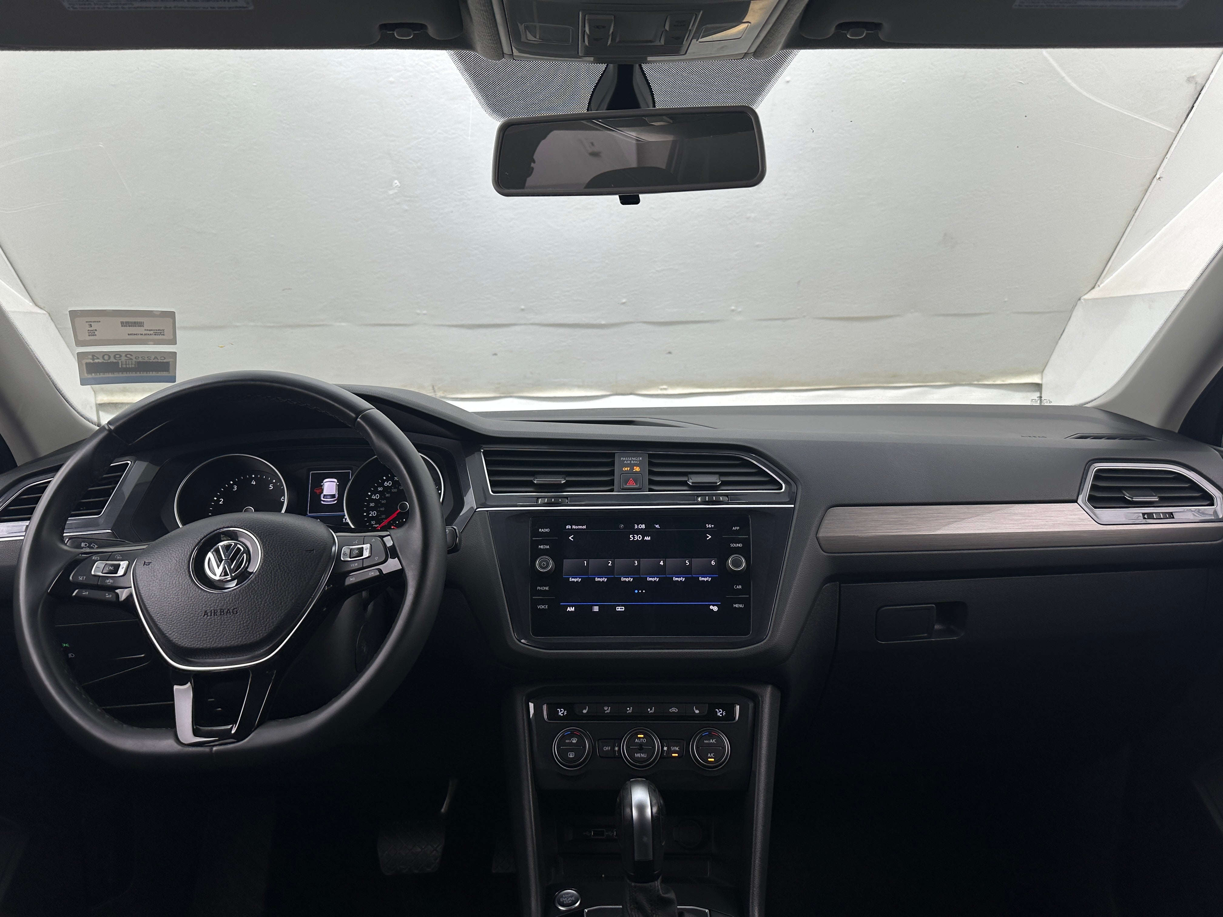 2020 Volkswagen Tiguan SE 3