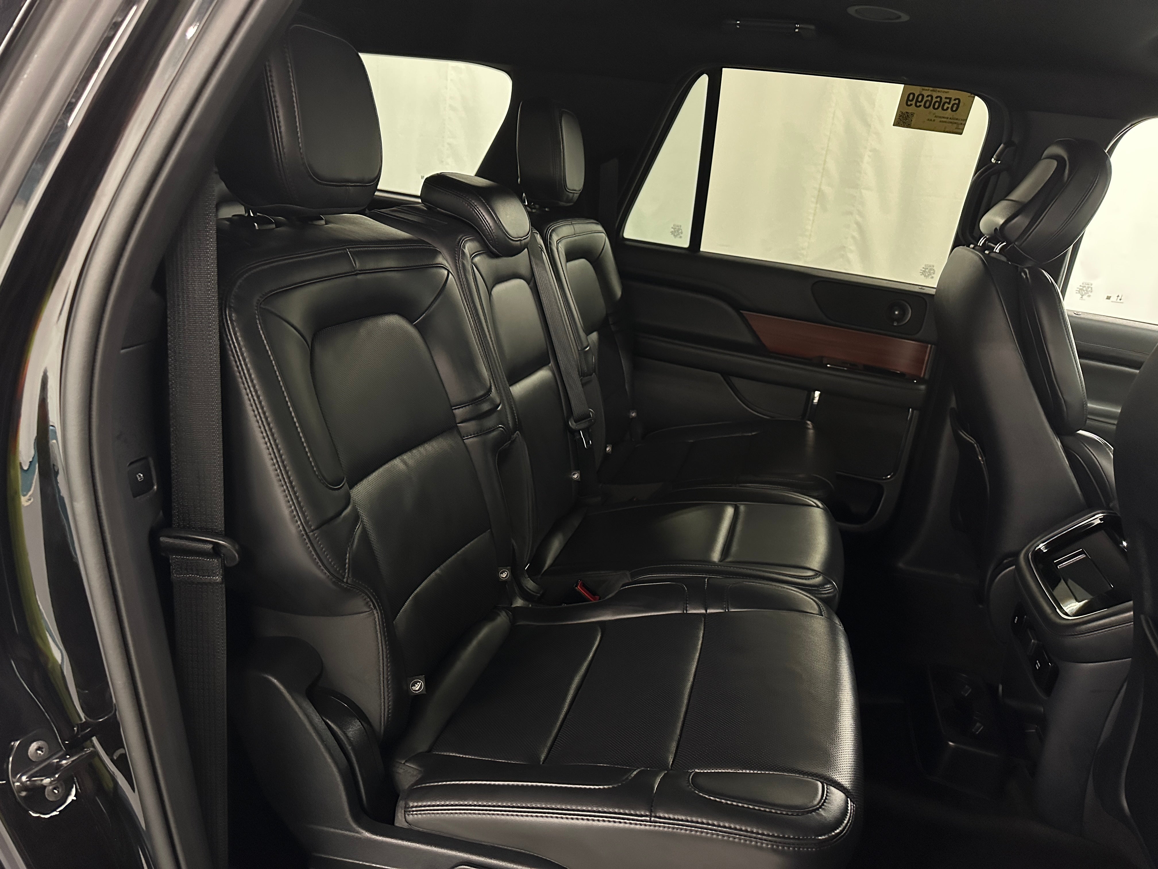 2024 Lincoln Navigator L Premiere 6