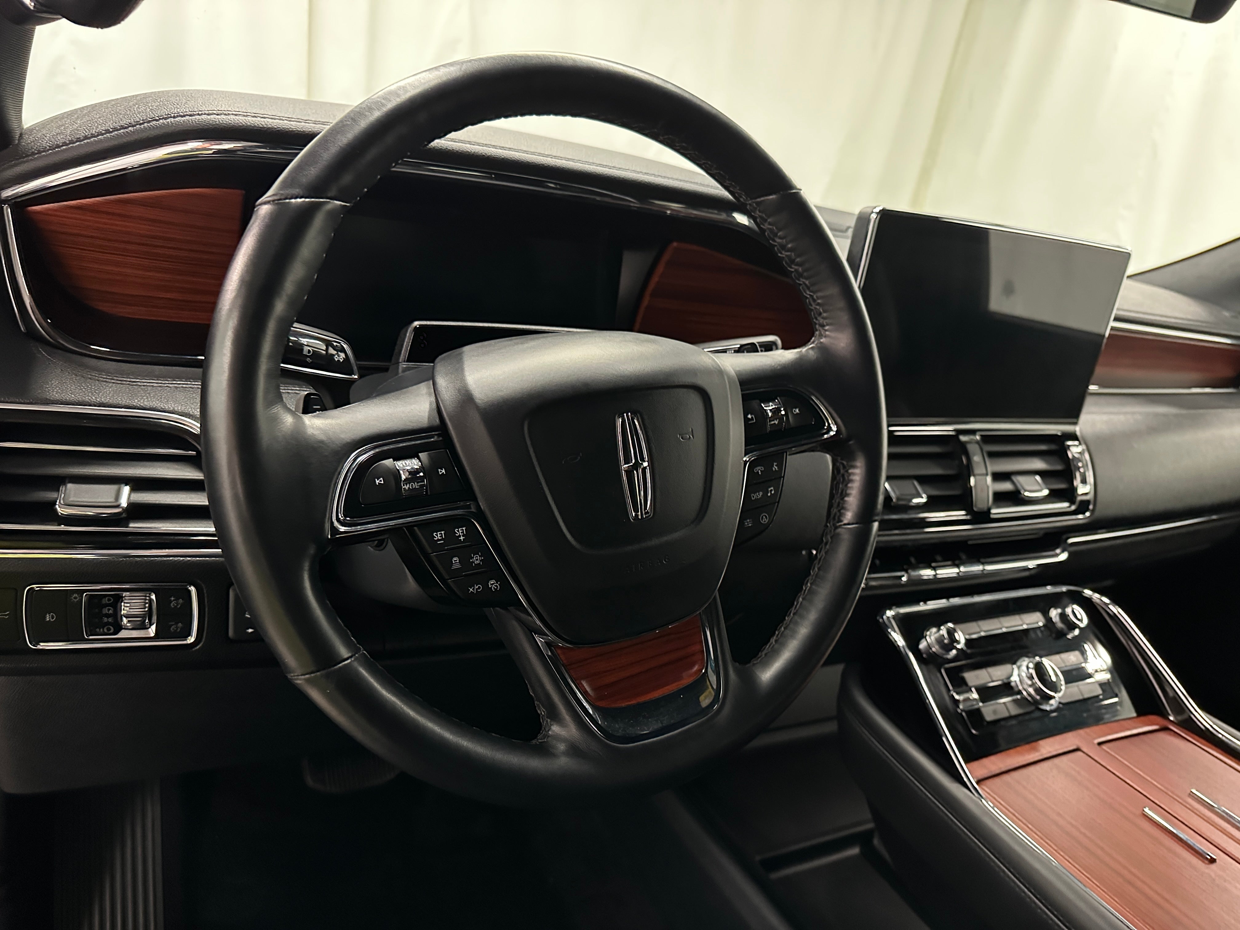 2024 Lincoln Navigator L Premiere 5