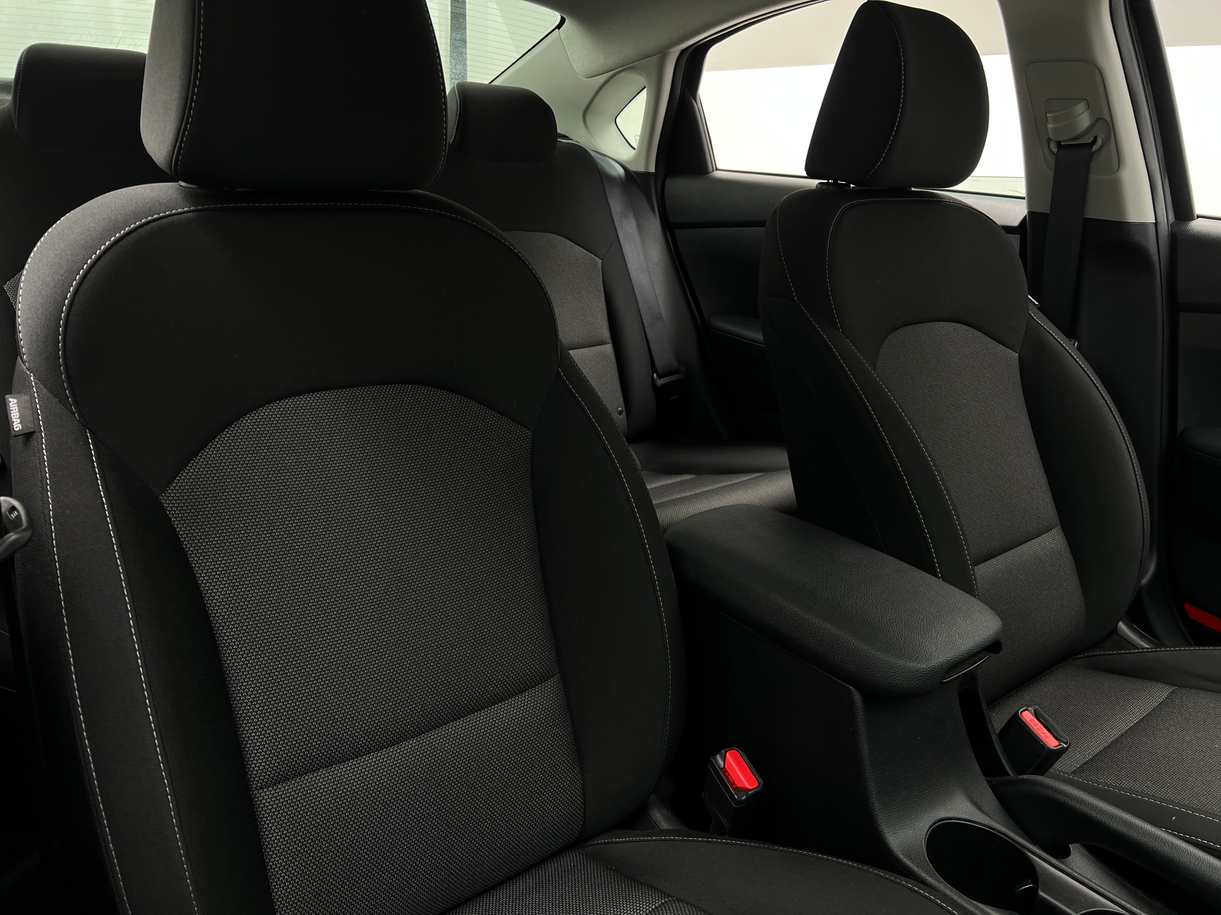 2024 Kia Forte LXS 2
