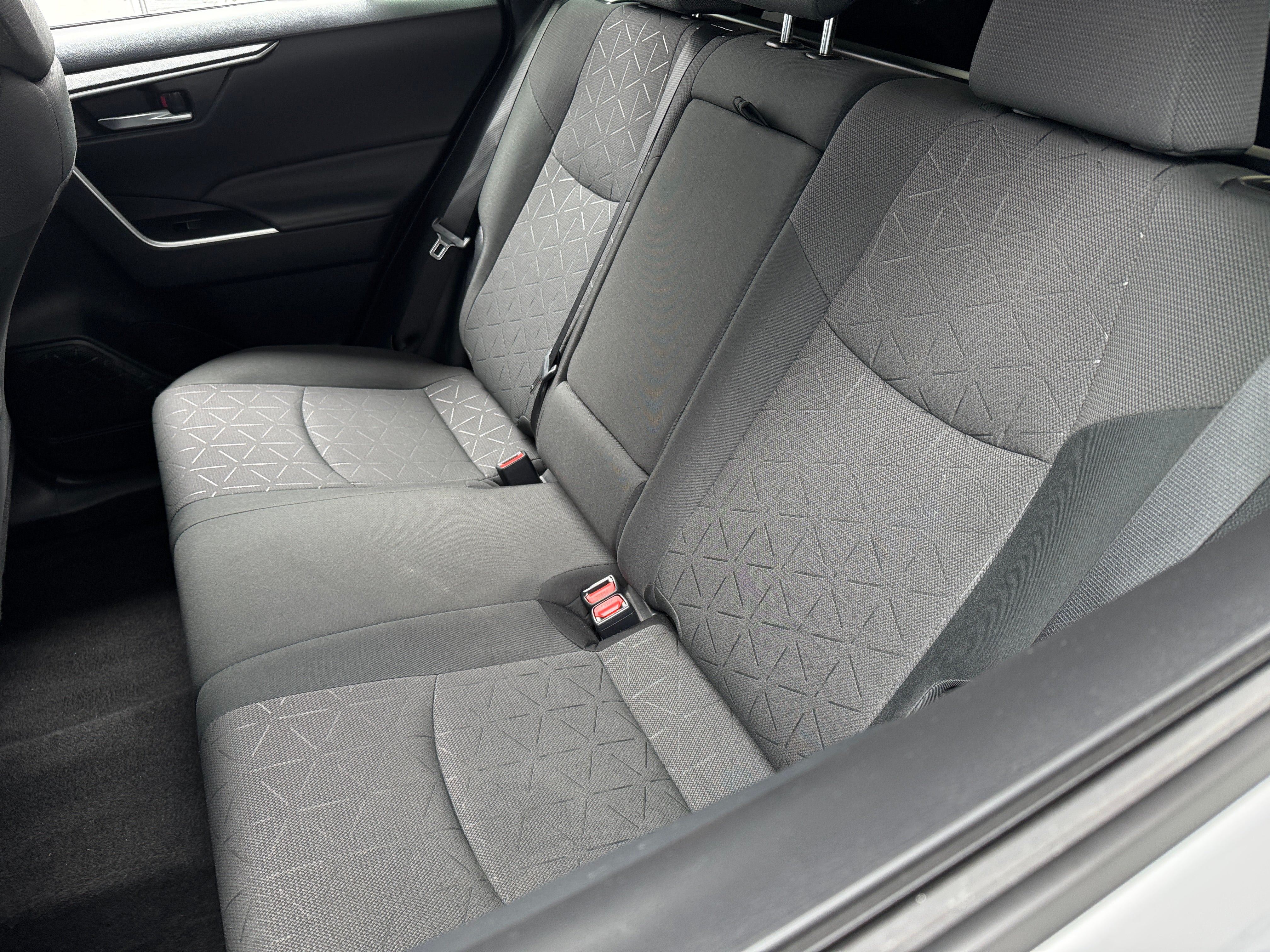 2024 Toyota RAV4 XLE 6
