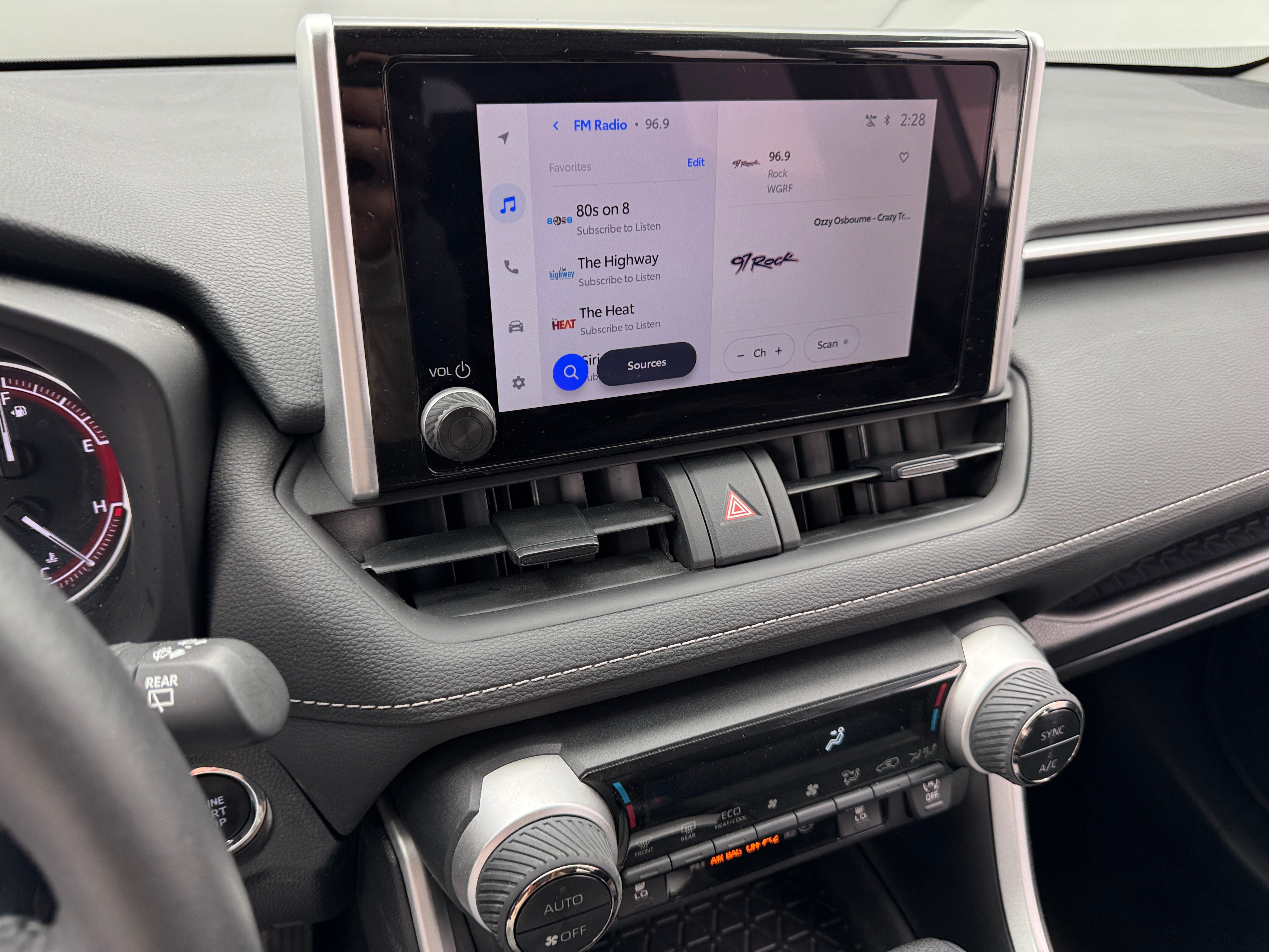 2024 Toyota RAV4 XLE 4