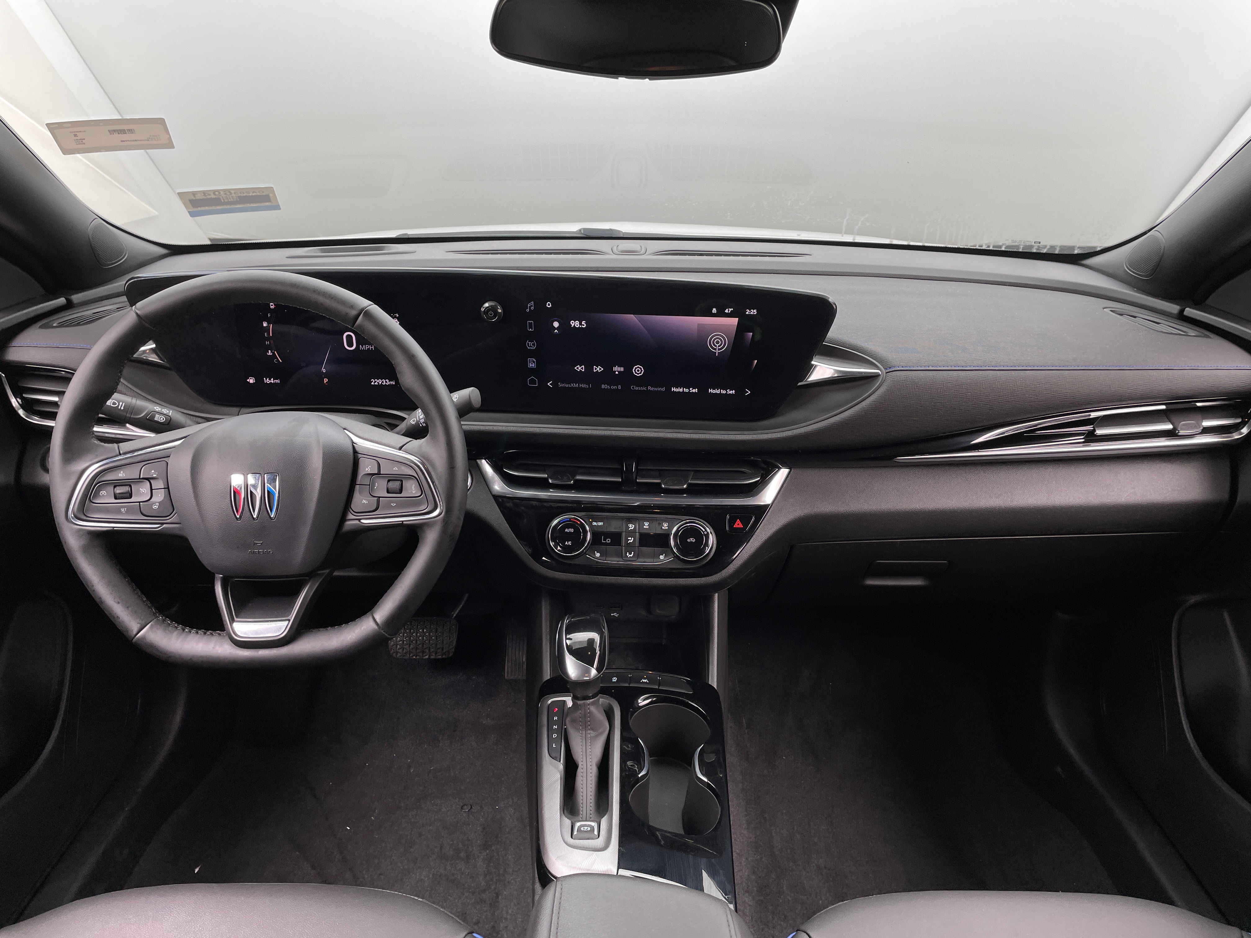2024 Buick Envista Sport Touring 3