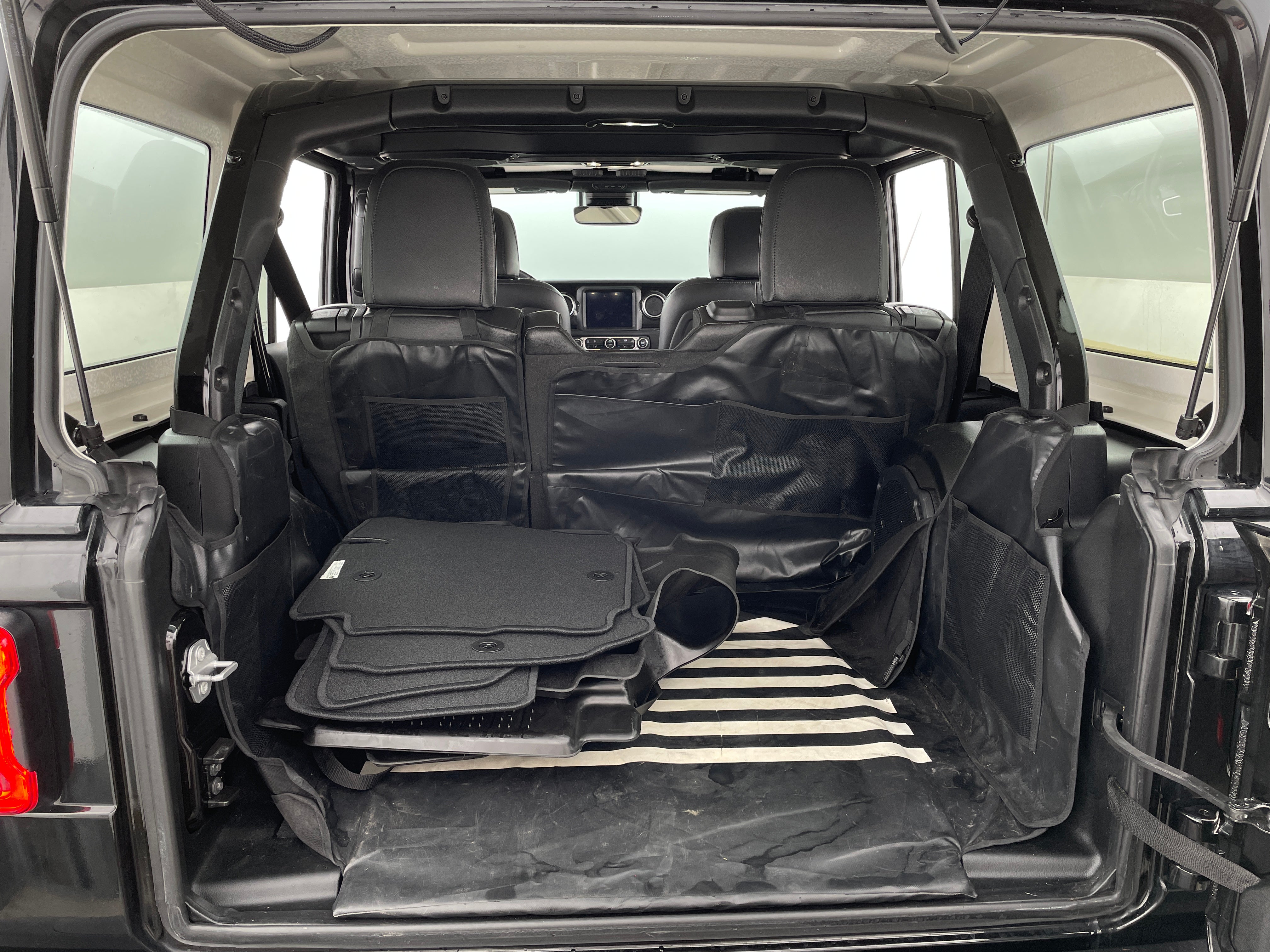 2021 Jeep Wrangler Unlimited Rubicon 392 7