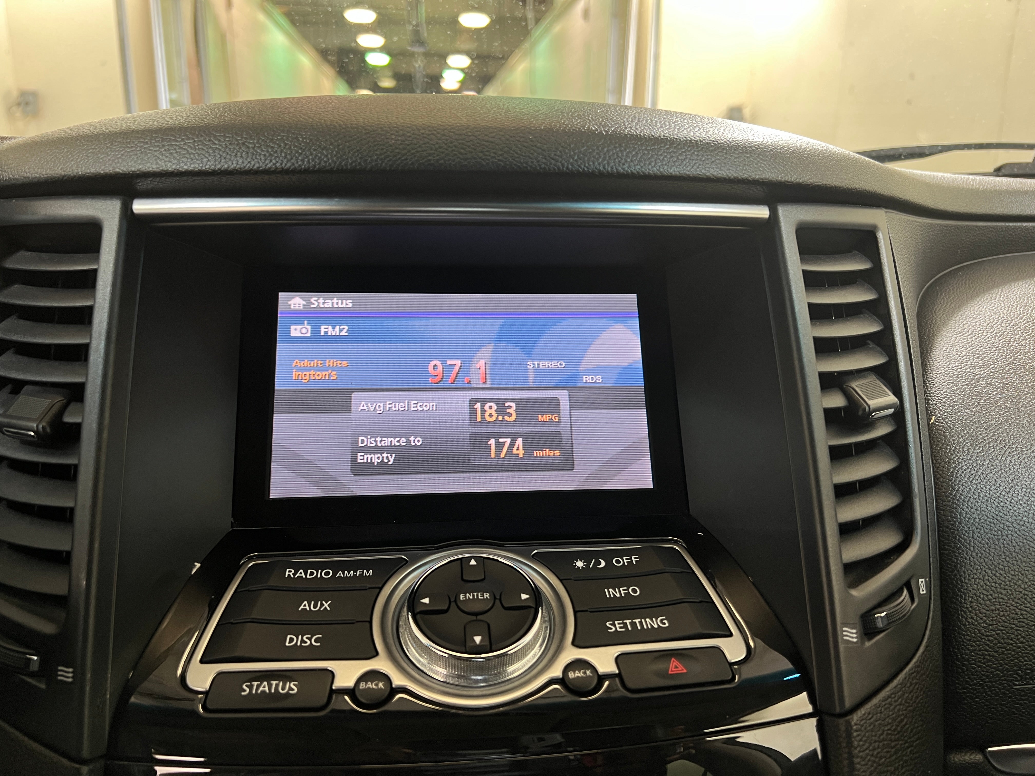 2017 INFINITI QX70  3
