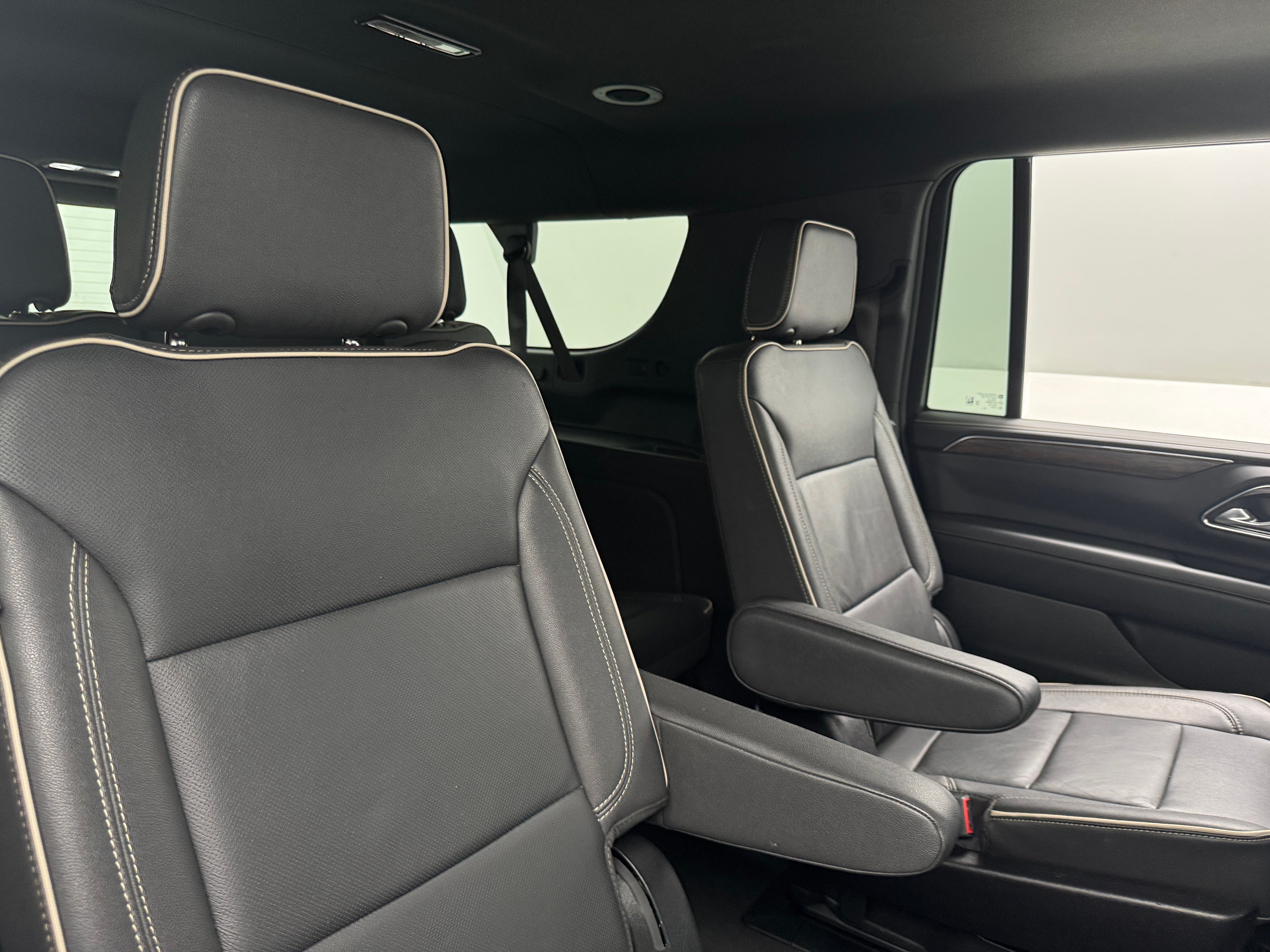 2023 Chevrolet Suburban Premier 5