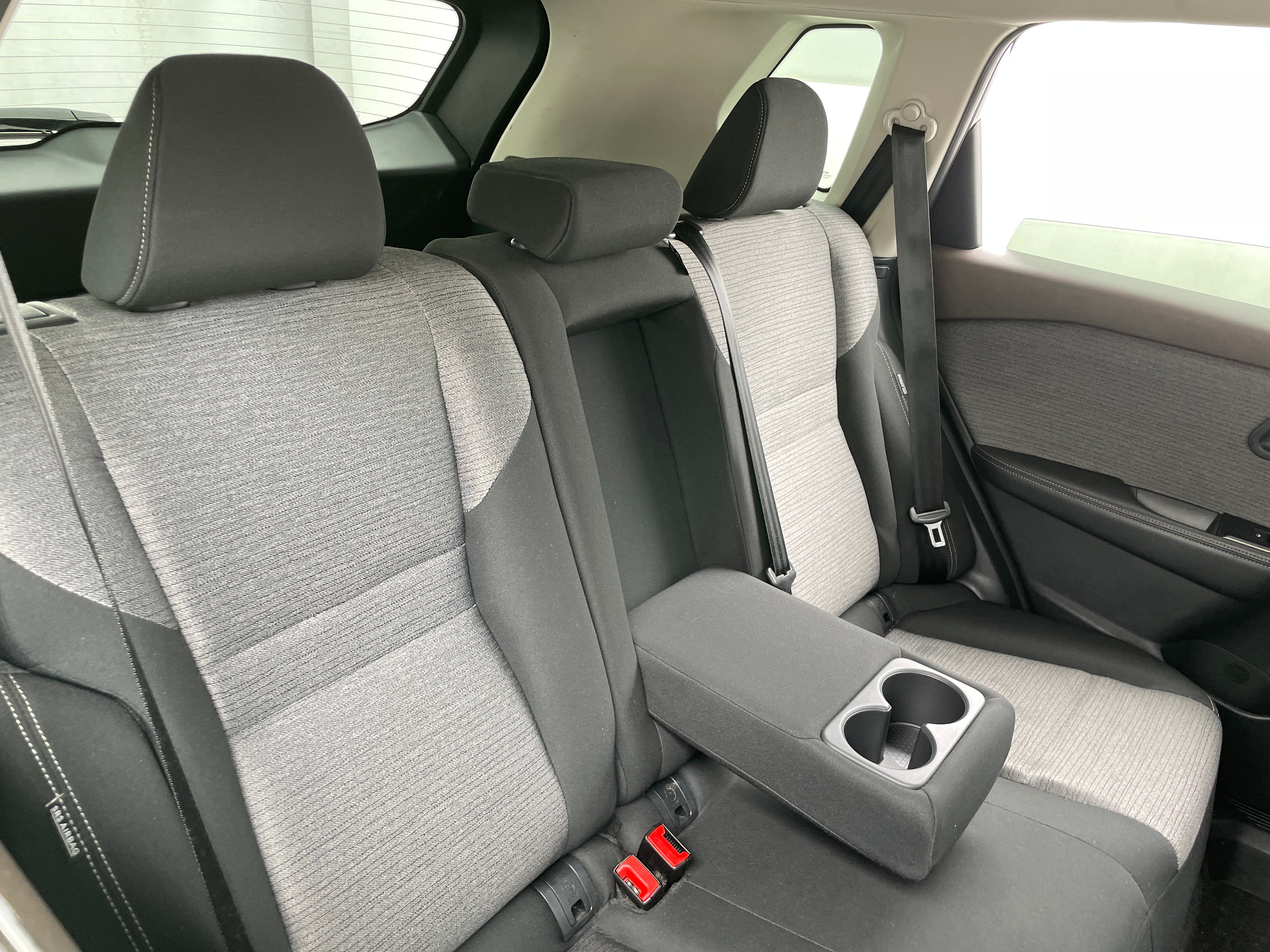 2023 Nissan Rogue SV 6