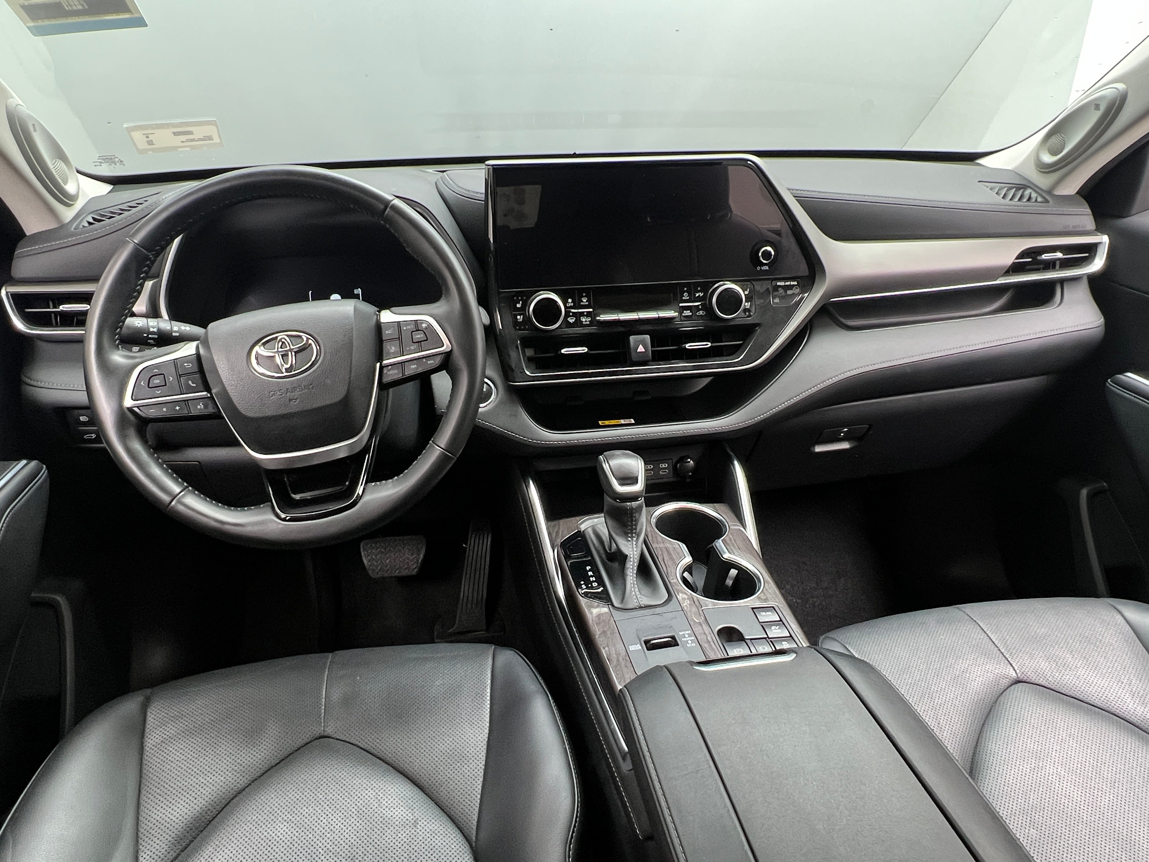 2023 Toyota Highlander Limited 2