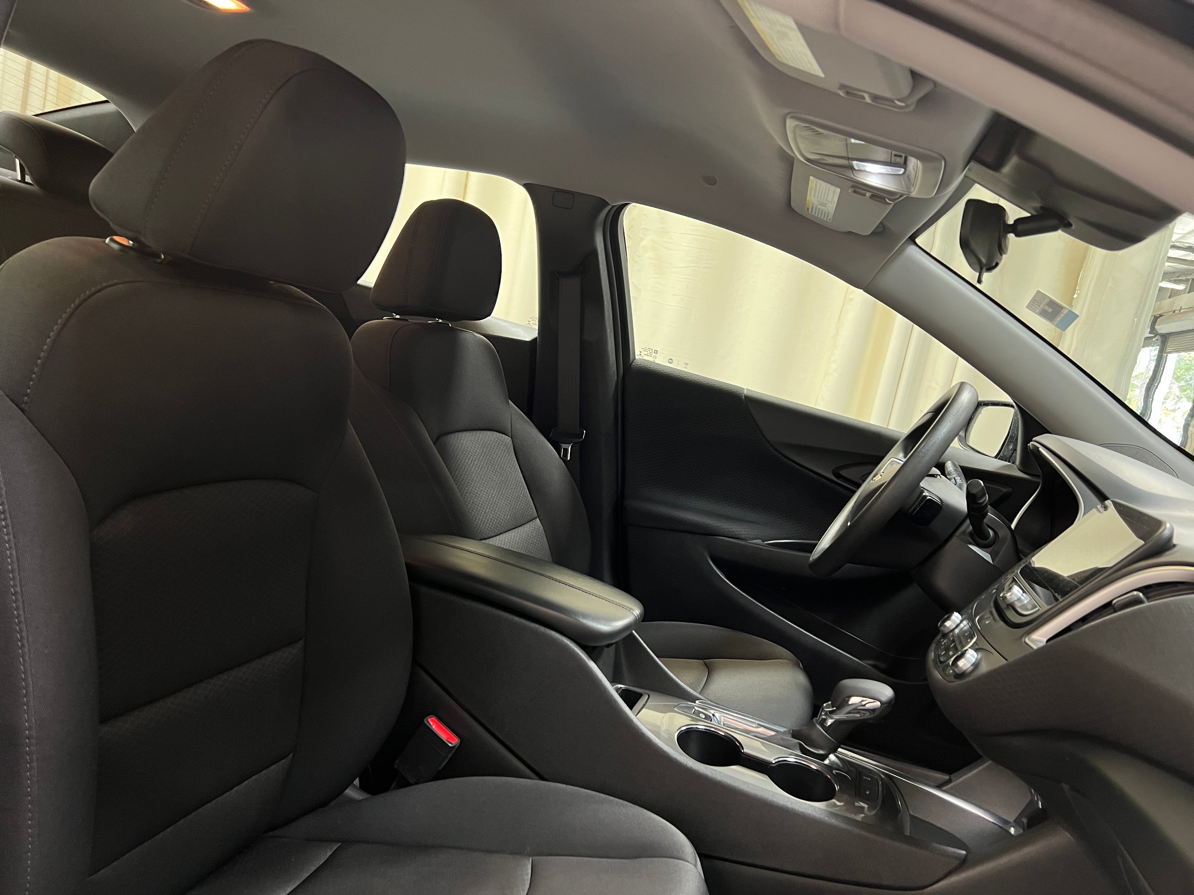 2023 Chevrolet Malibu LT 2