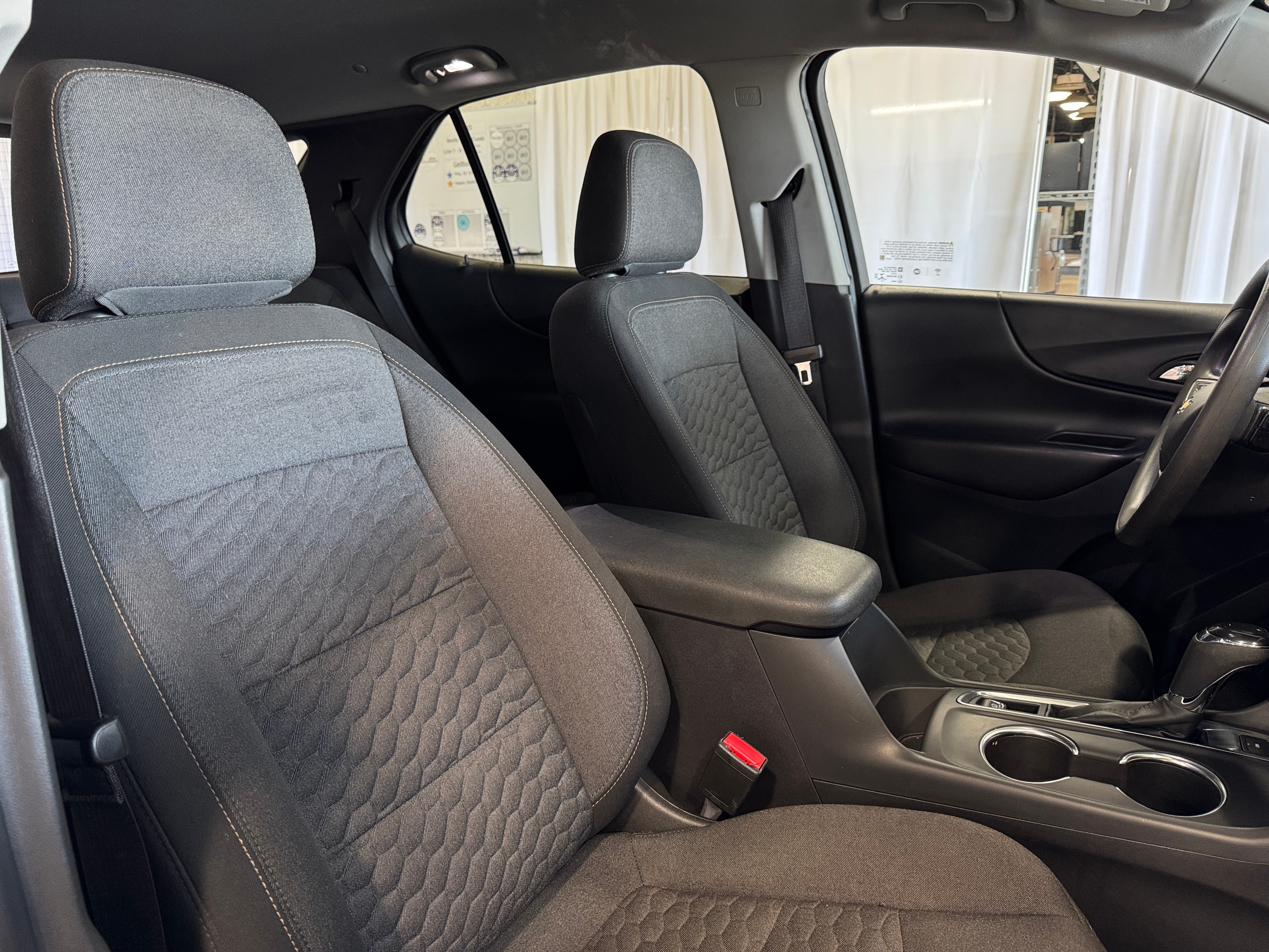 2021 Chevrolet Equinox LT 2