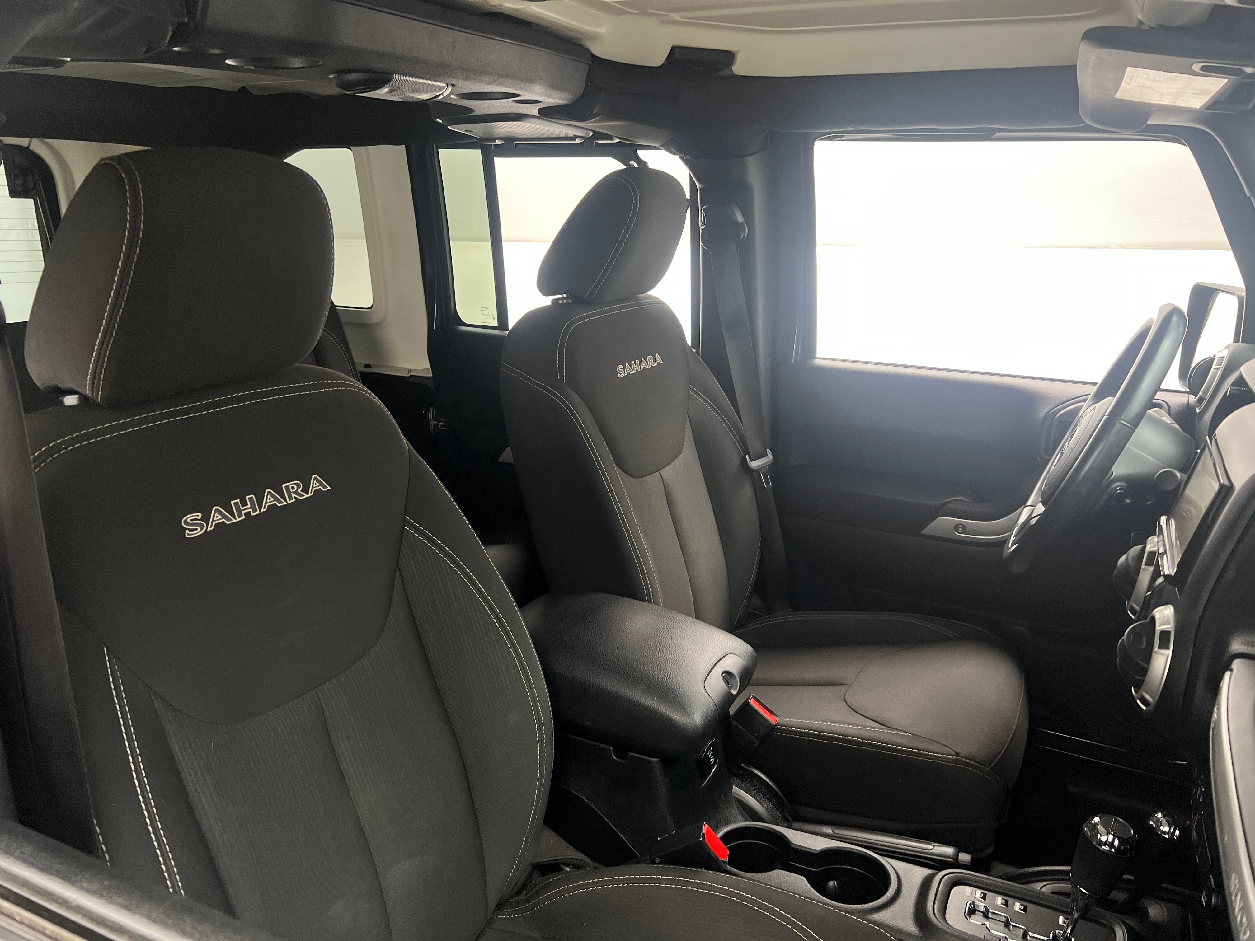 2018 Jeep Wrangler Unlimited Sahara 2